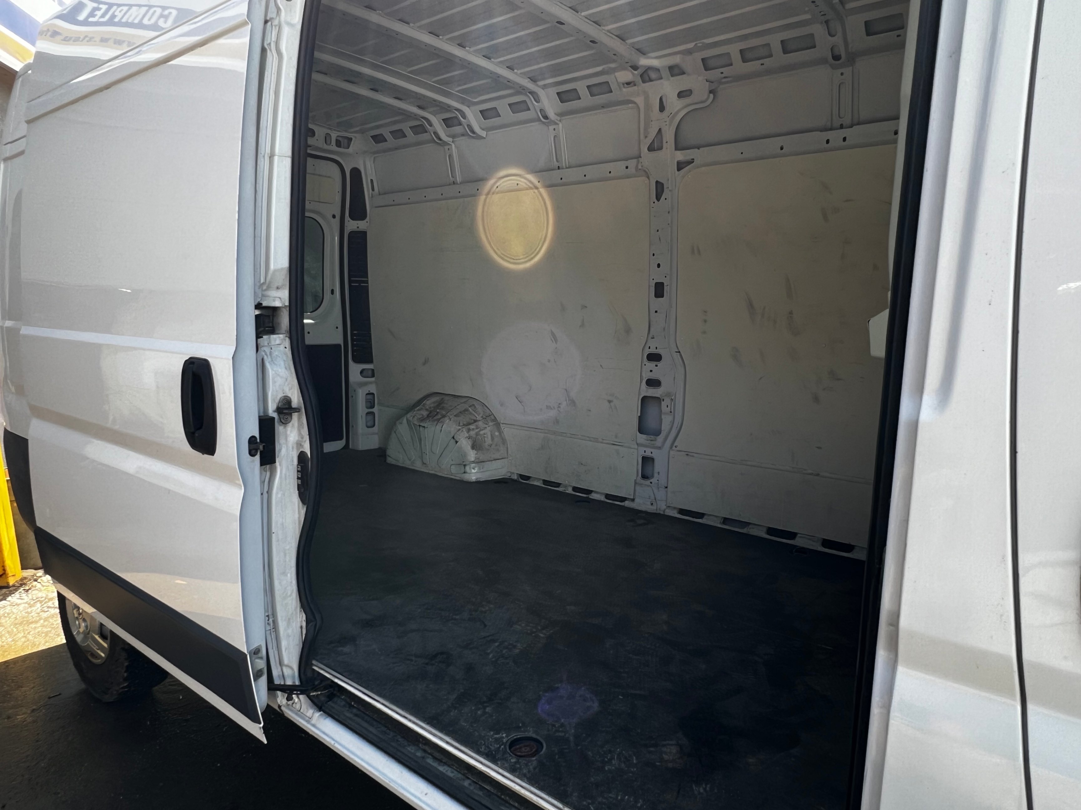 /stouffvilleautosales/2017-Ram-ProMasterCargo-7836644142561999.jpg