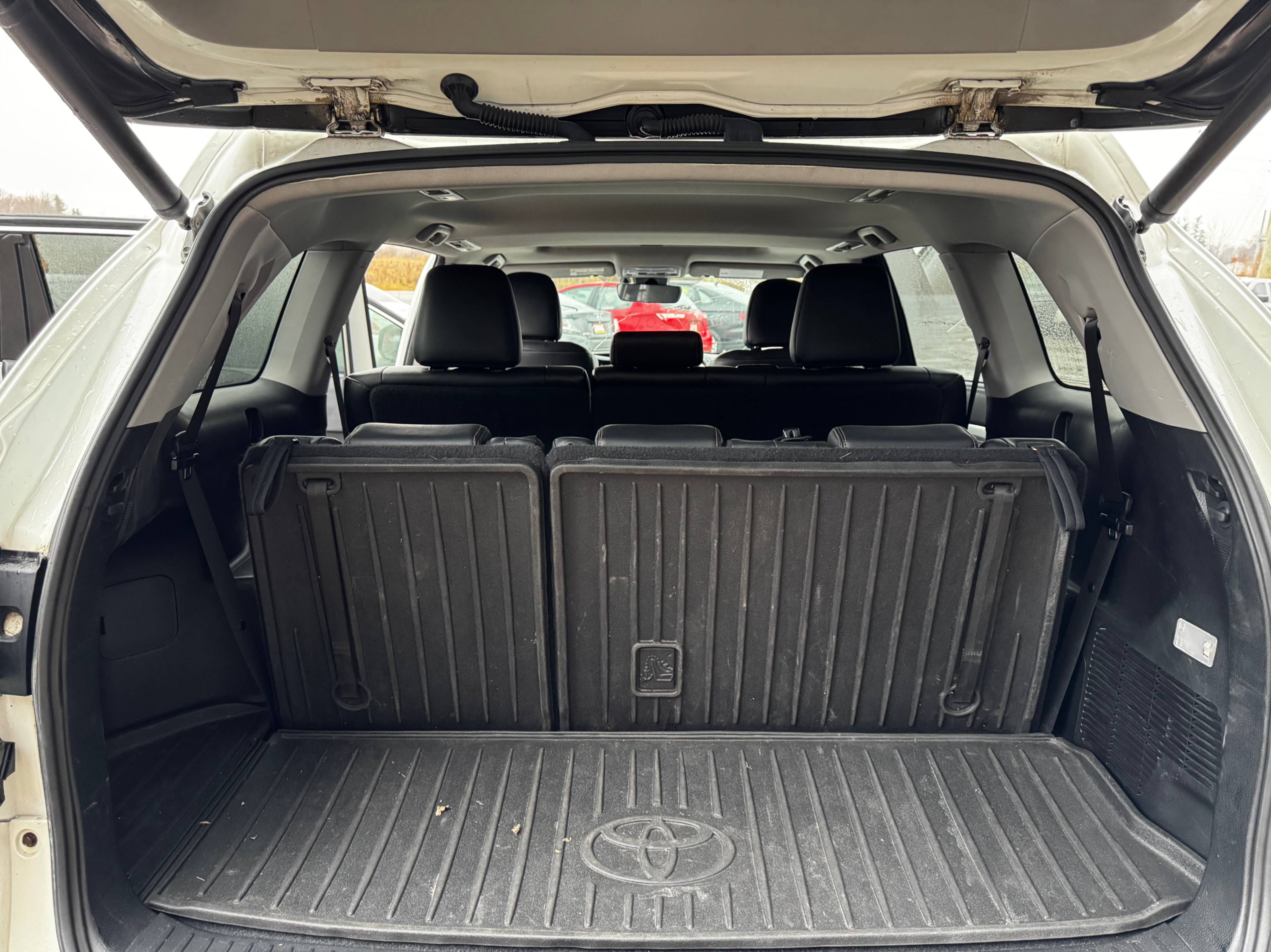/stouffvilleautosales/2017-Toyota-HighlanderHybrid-3145212295924815.jpg