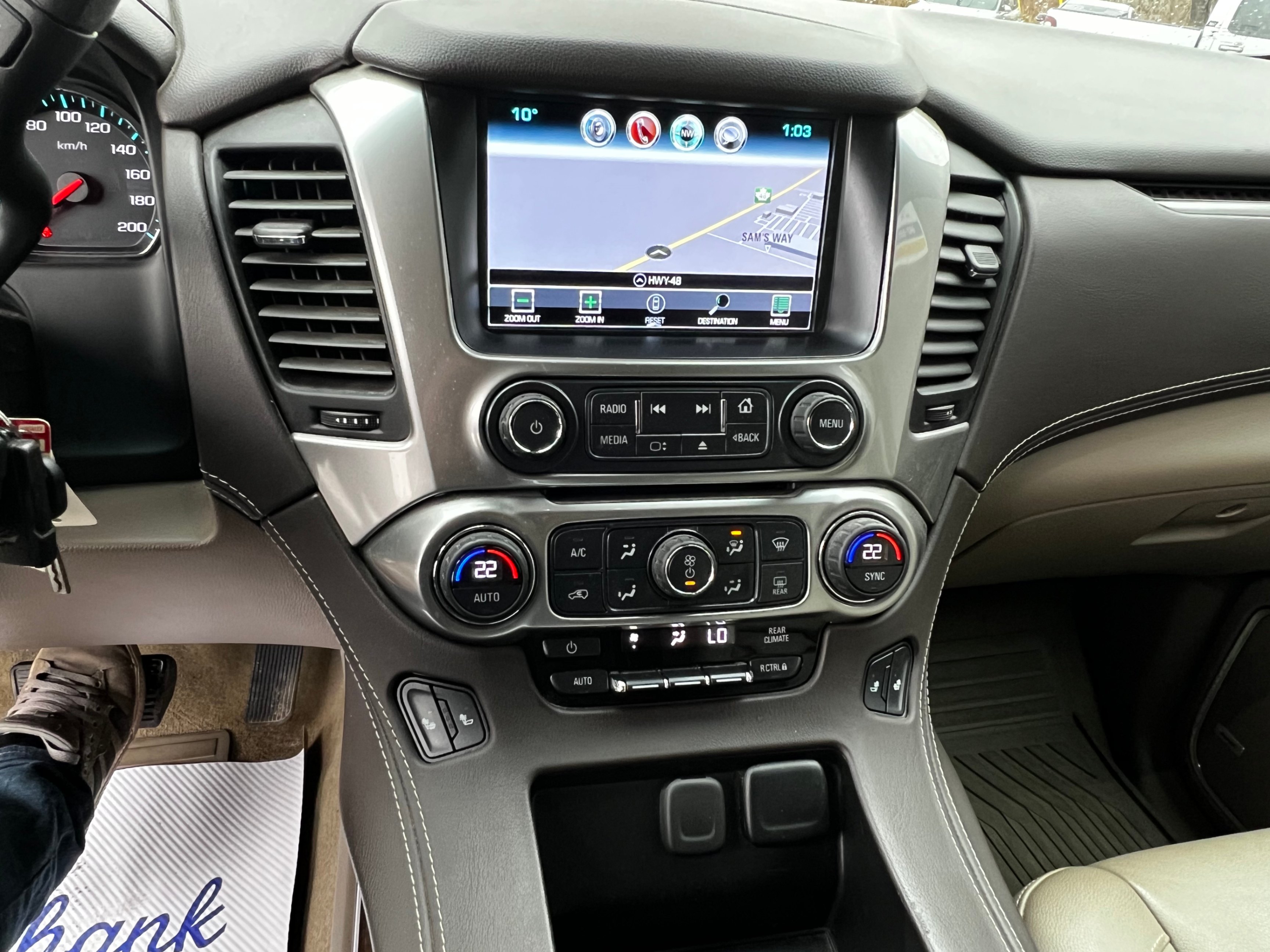 /stouffvilleautosales/2018-Chevrolet-Tahoe-23257945871131236.jpg