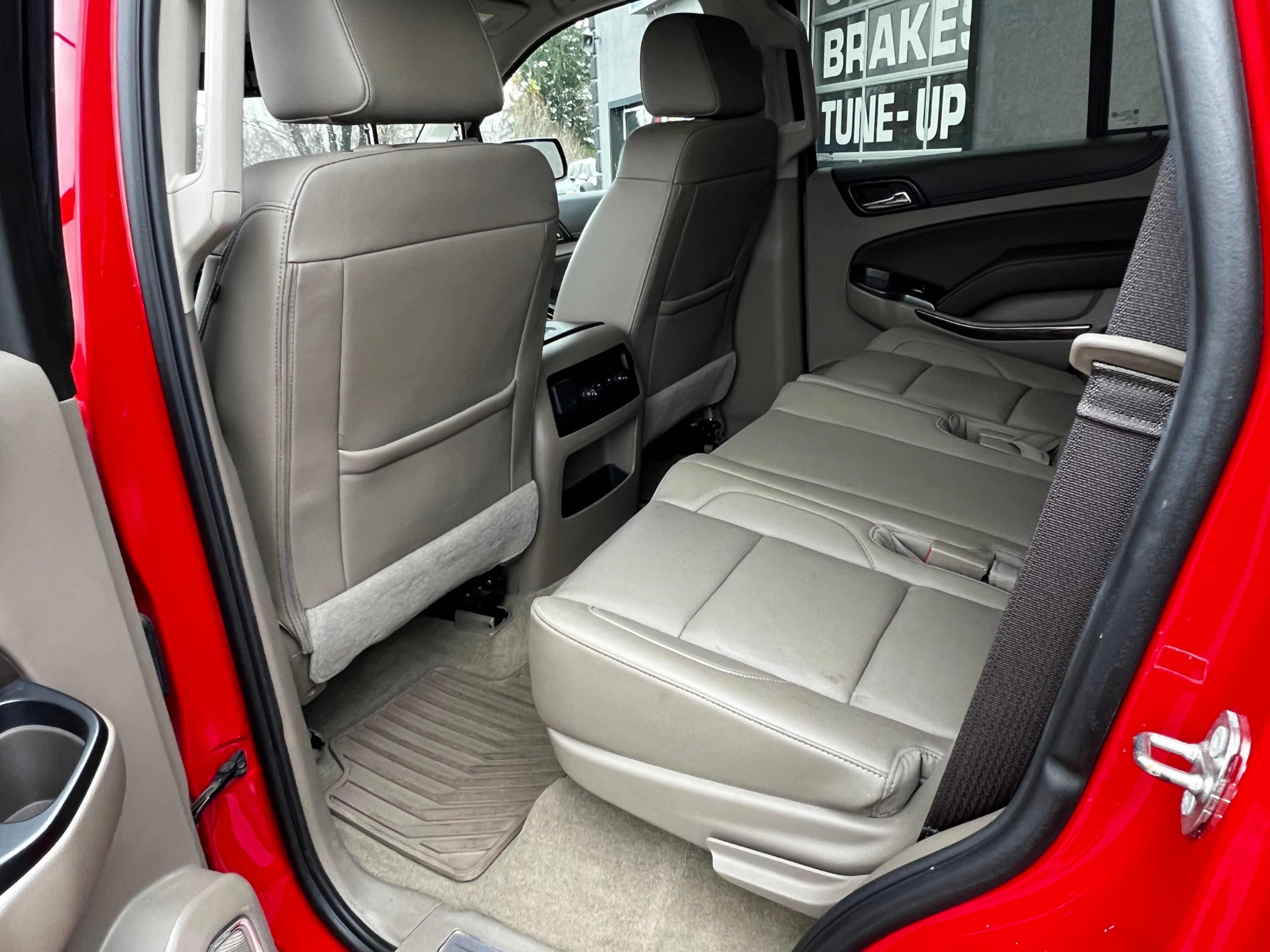/stouffvilleautosales/2018-Chevrolet-Tahoe-31076861637048636.jpg