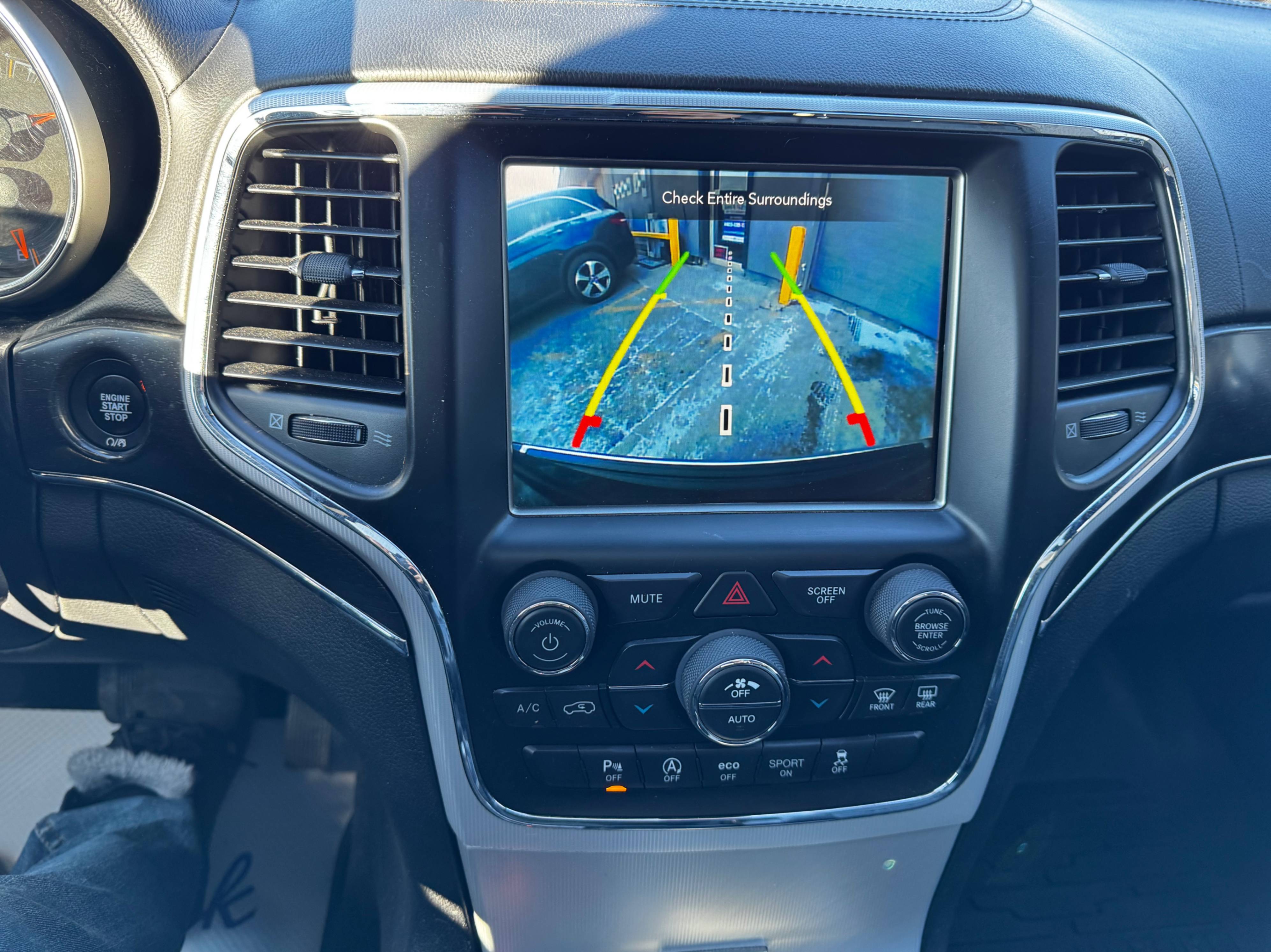/stouffvilleautosales/2018-Jeep-GrandCherokee-2651386000512288.jpg