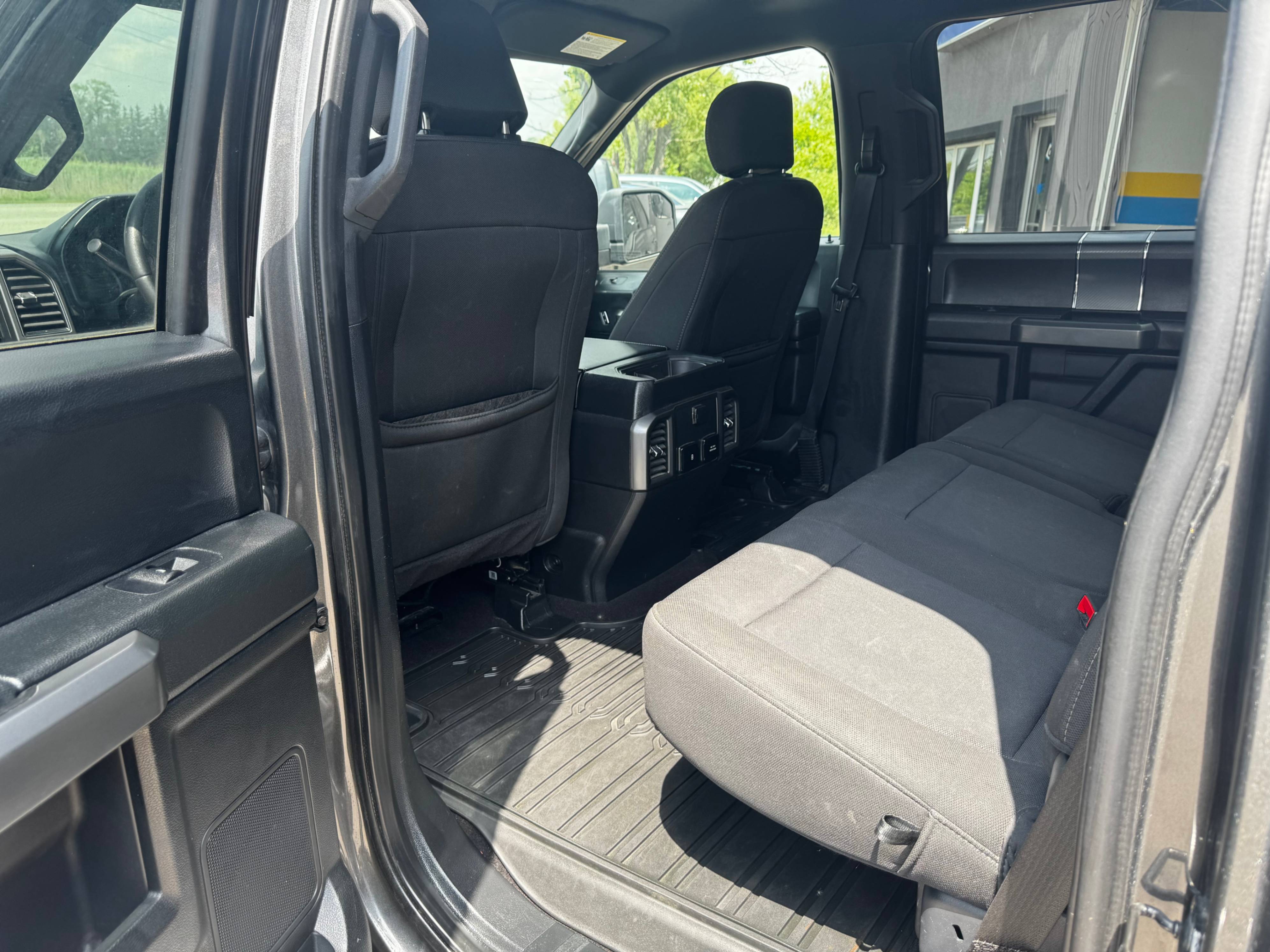 /stouffvilleautosales/2019-Ford-F-150-5861000008145685.jpg