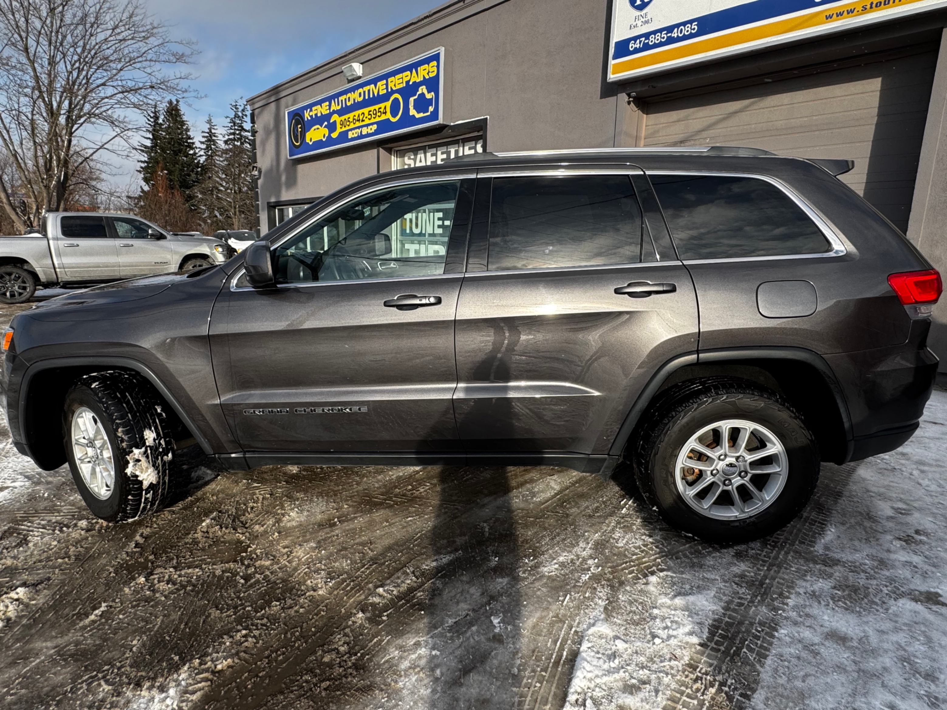 /stouffvilleautosales/2019-Jeep-GrandCherokee-6730955063305506.jpg