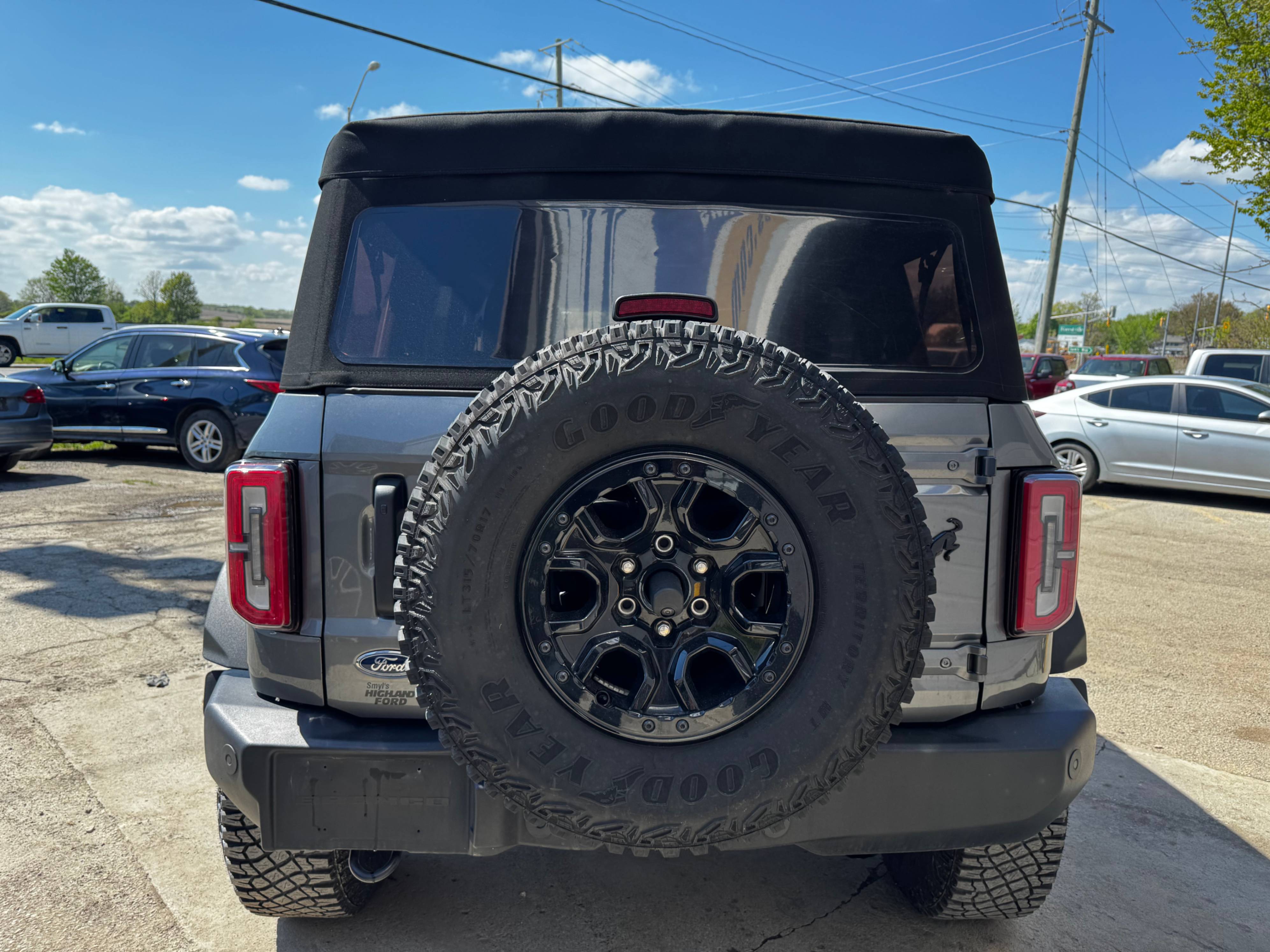 /stouffvilleautosales/2022-Ford-Bronco-17841648654492426.jpg