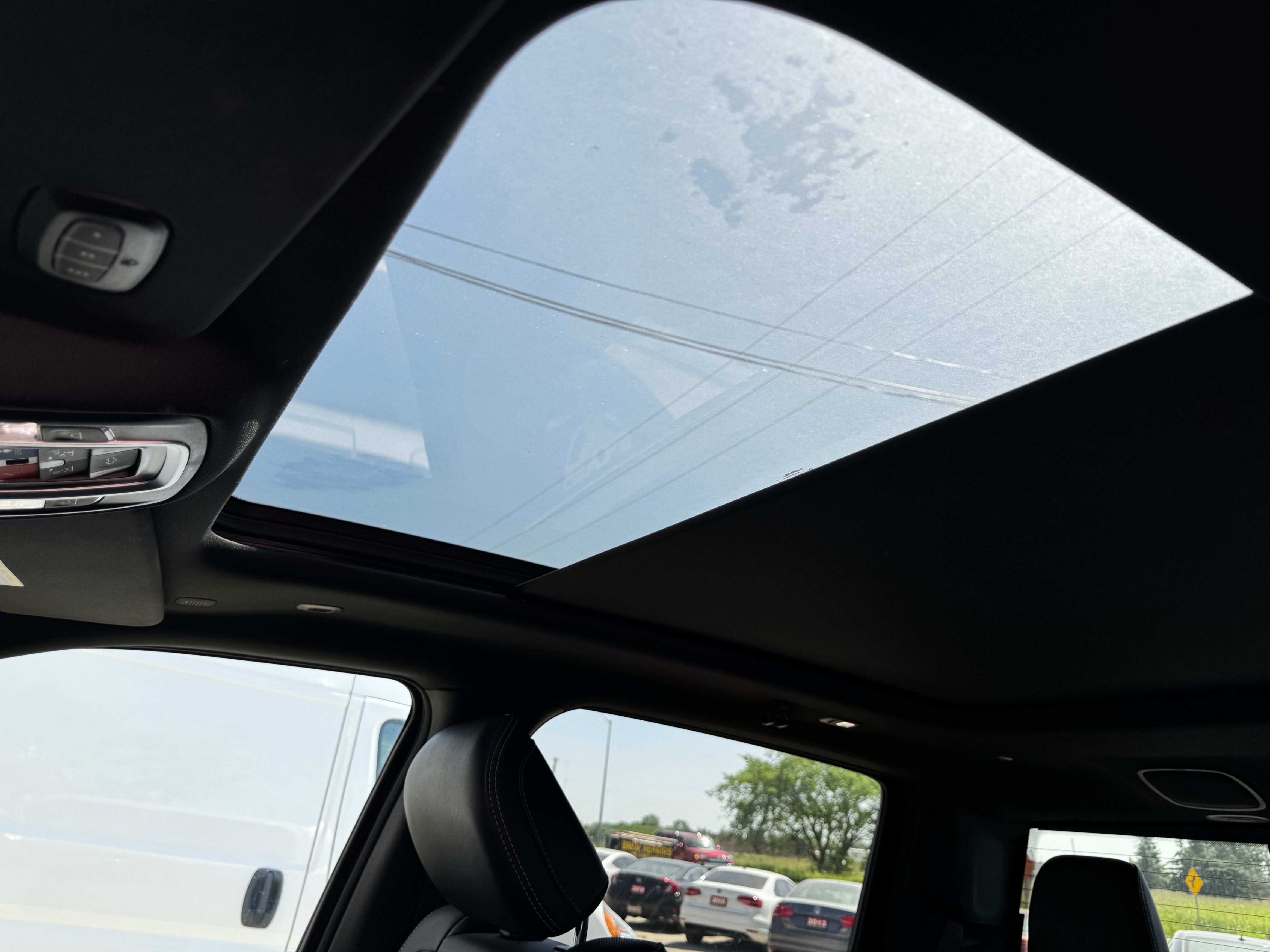 /stouffvilleautosales/2023-Ram-1500-712342902540978.jpg