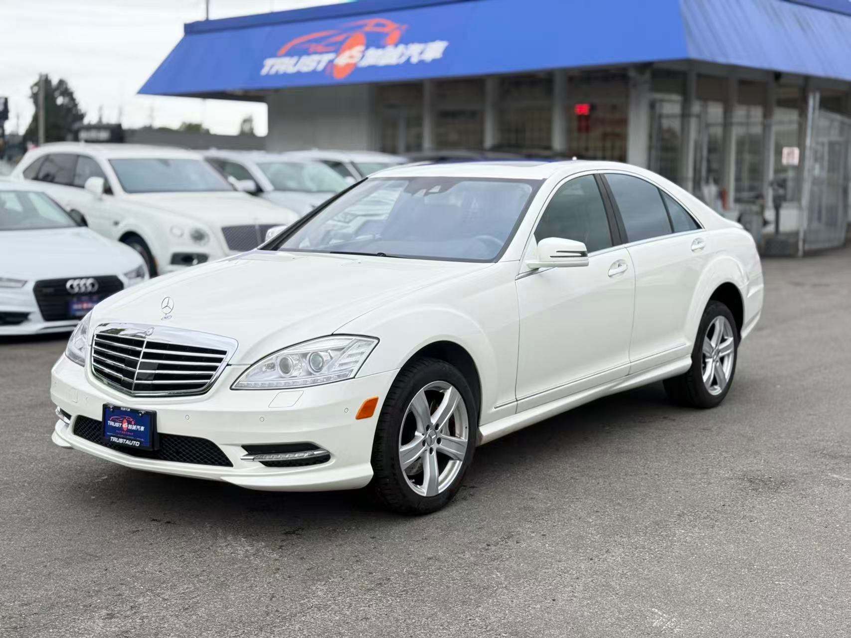 2011 Mercedes-Benz S-Class 4dr Sdn S 450 4MATIC