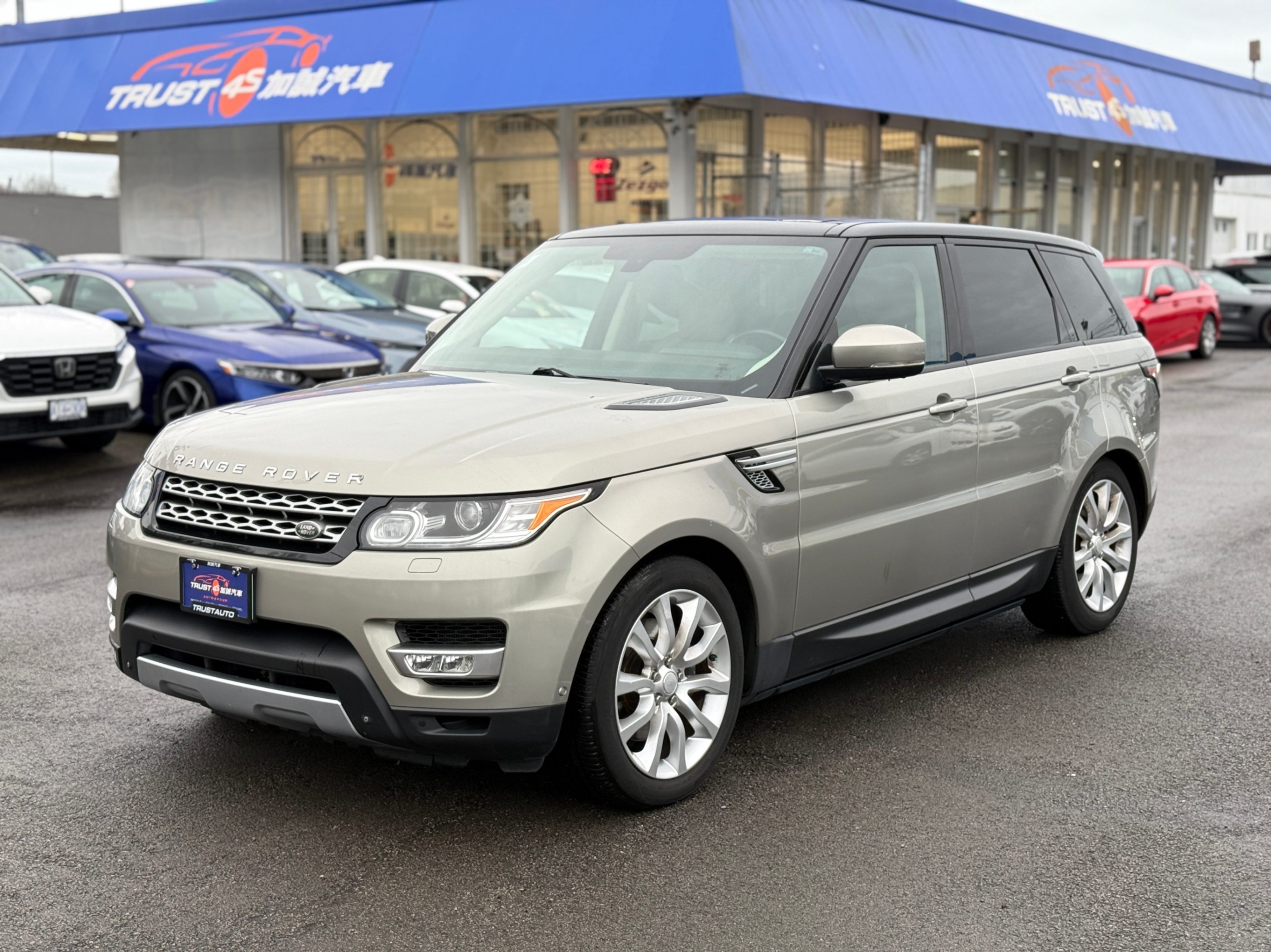 2014 Land Rover Range Rover Sport 4WD 4dr HSE