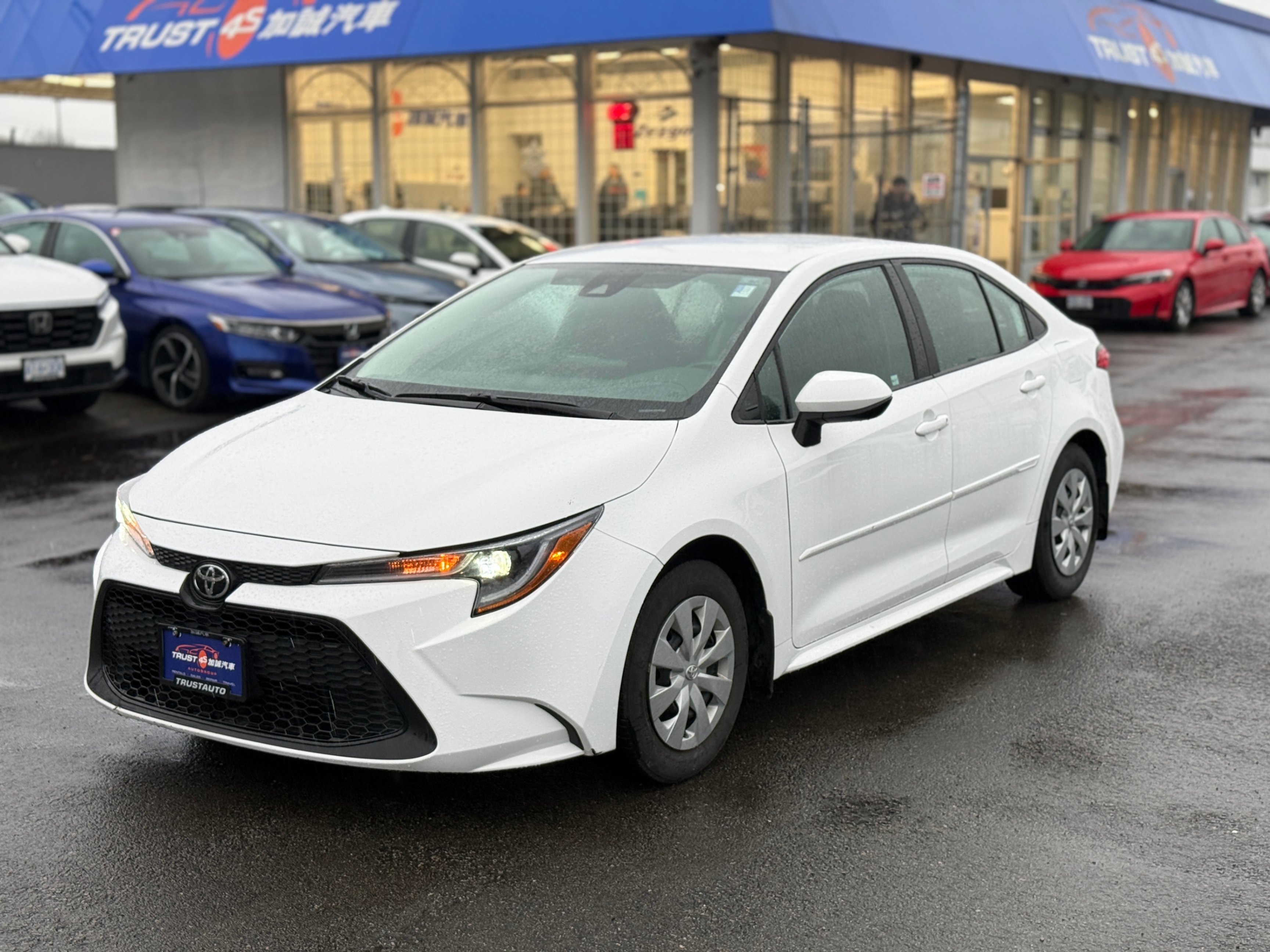 2022 Toyota Corolla LE FWD