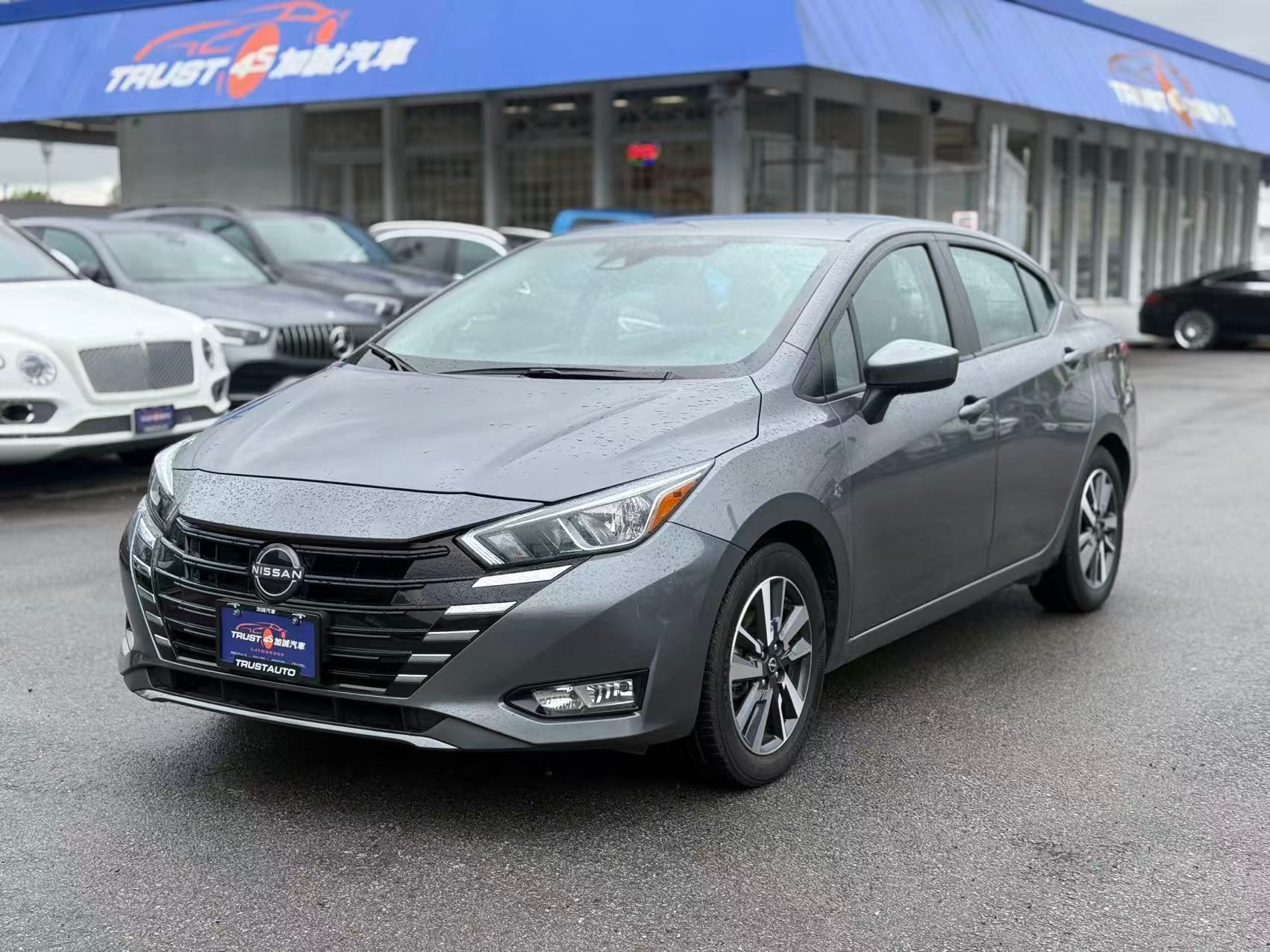 2024 Nissan Versa SV CVT