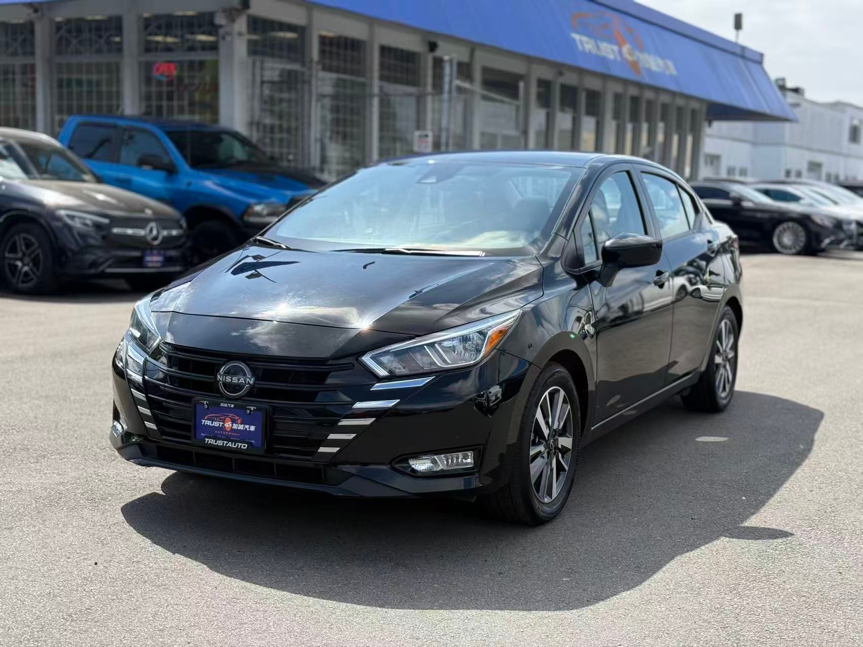 2024 Nissan Versa SV CVT