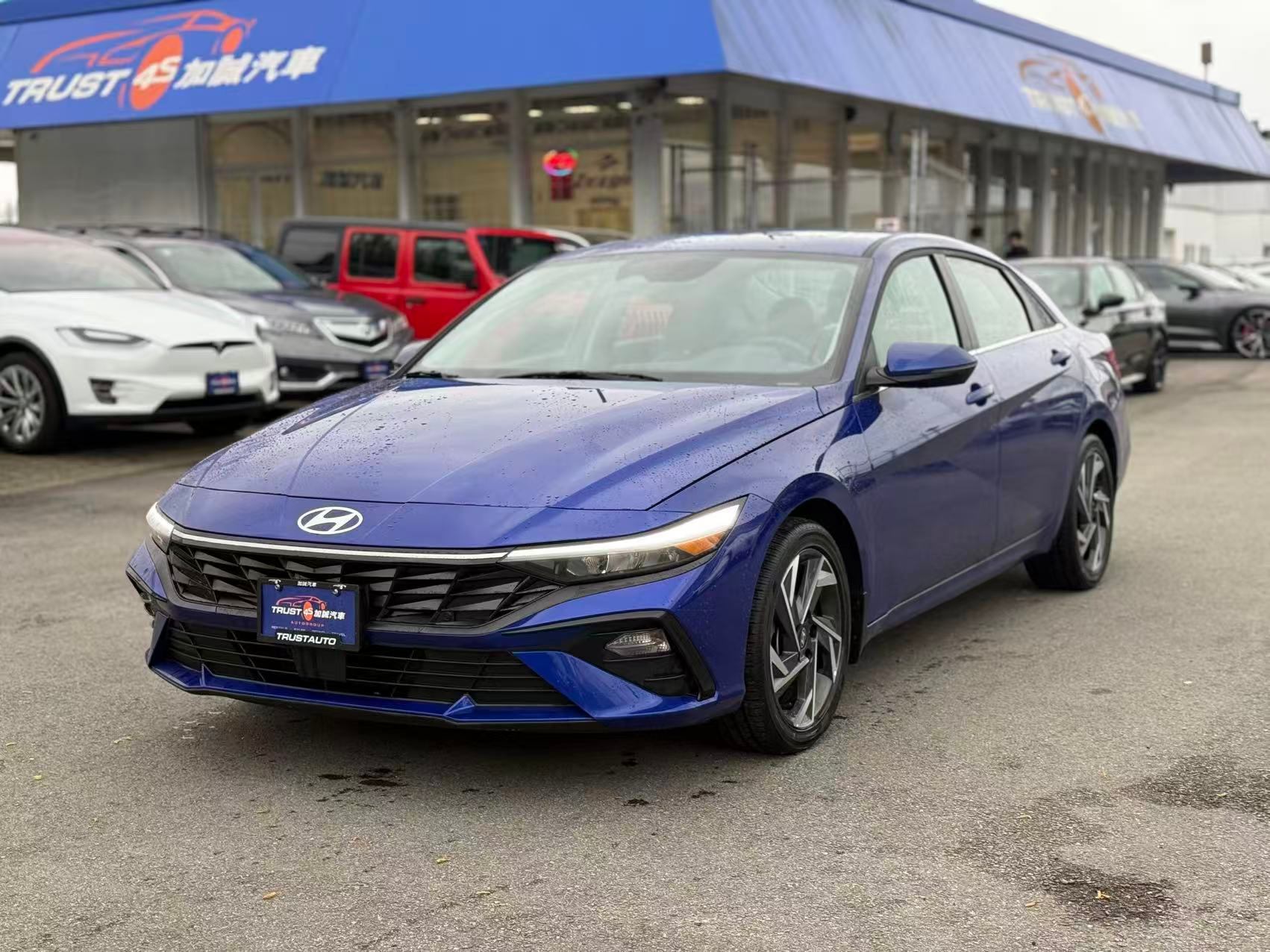2025 Hyundai Elantra Hybrid HYBRID LUXURY