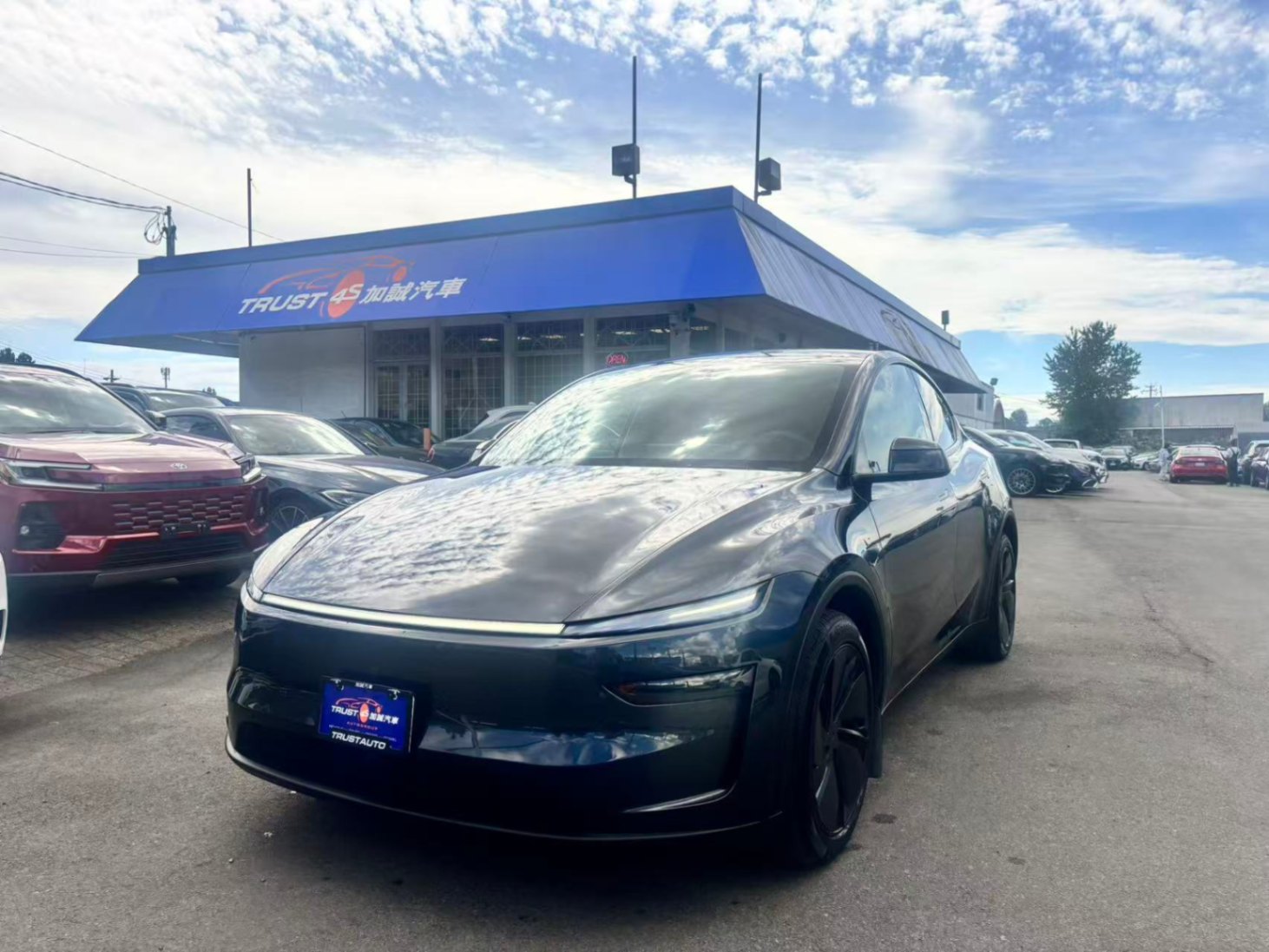 2026 Tesla Model Y Long Range Launch Series AWD *Ltd Avail*