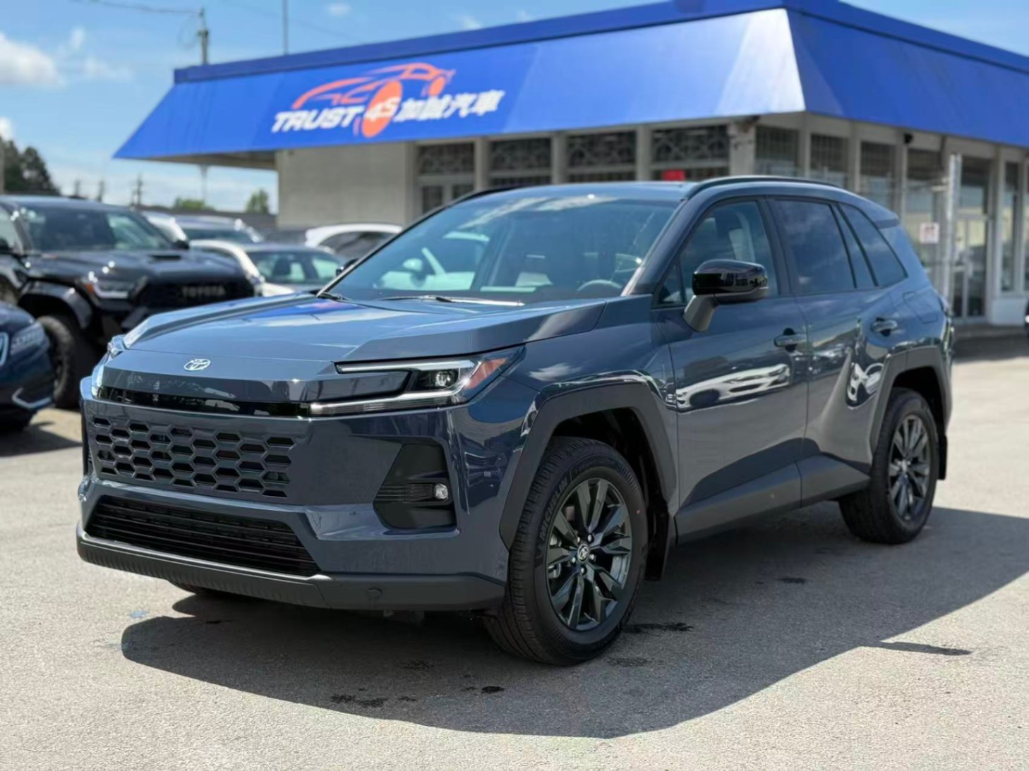2026 Toyota RAV4 Hybrid XLE PREMIUM HYBRID