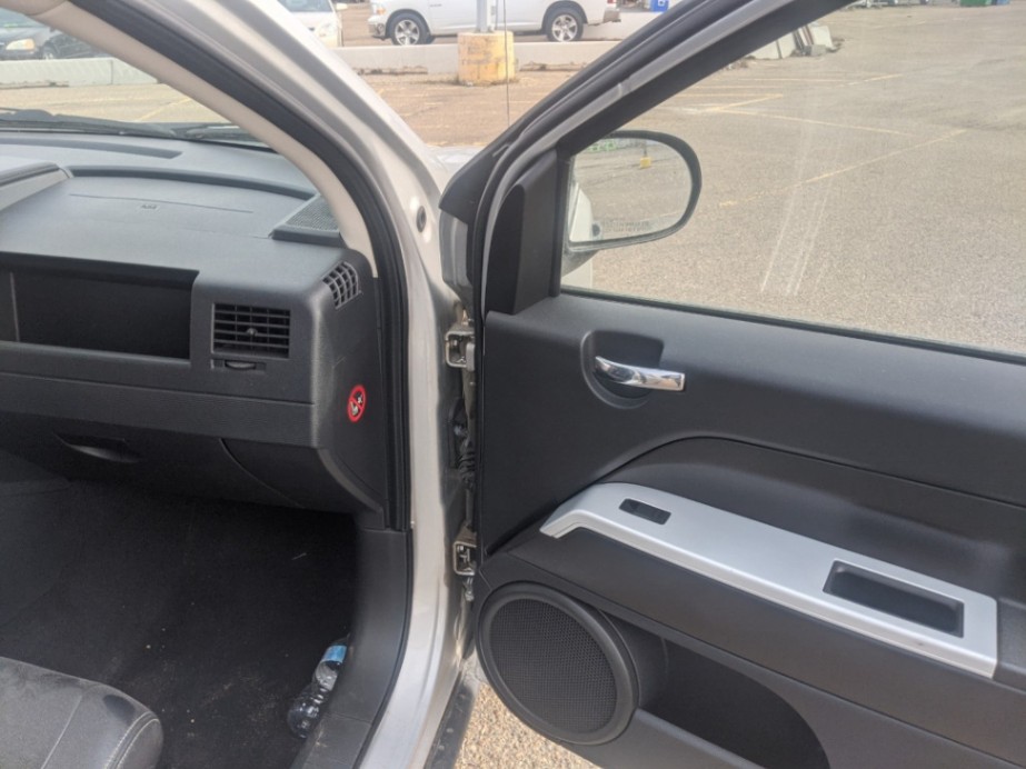 /sweetheartmotors/2008-Jeep-Compass-4881863409502132.jpg