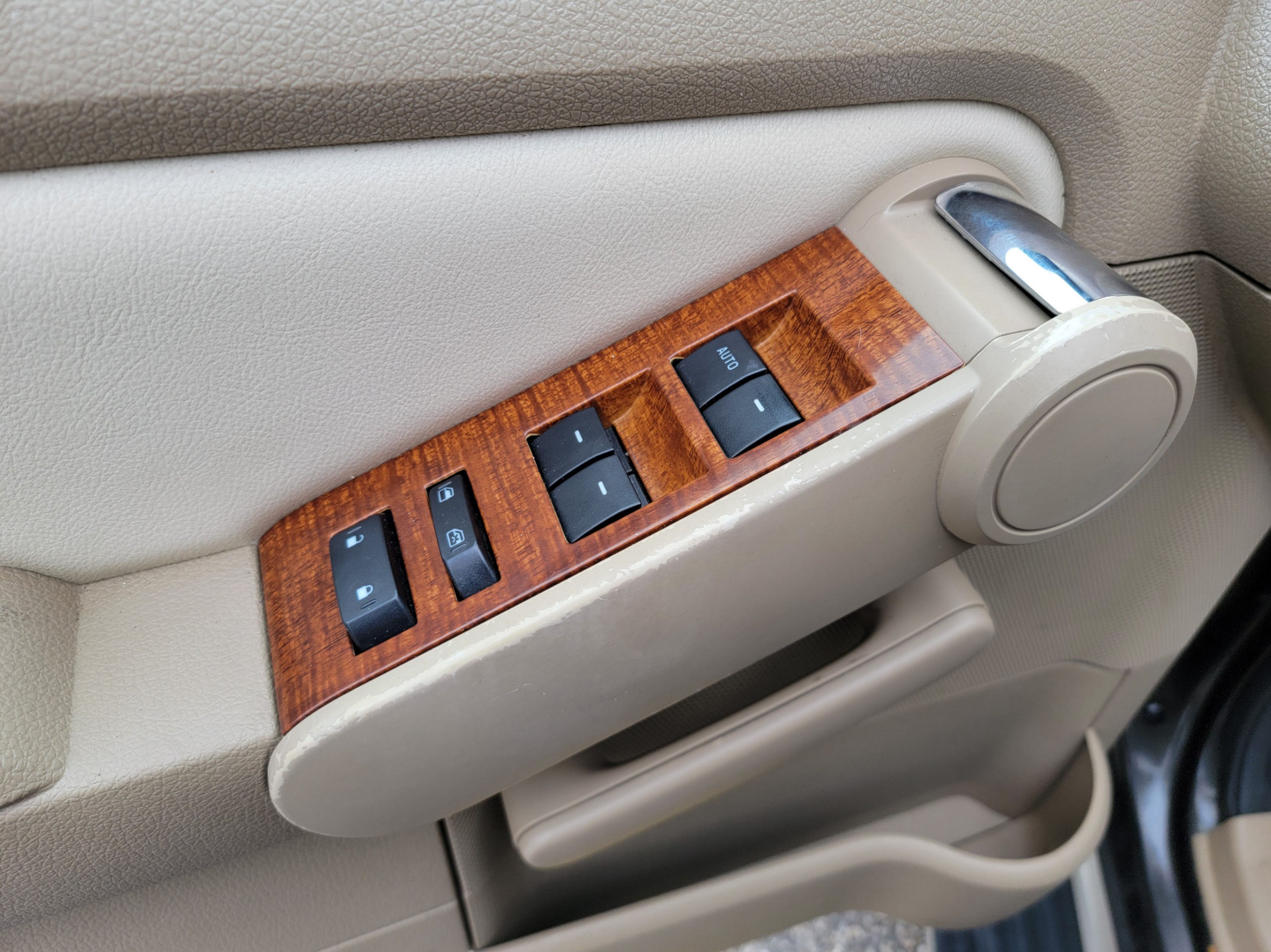 /theautoking/2007-Ford-Explorer-5721992089739036.jpg