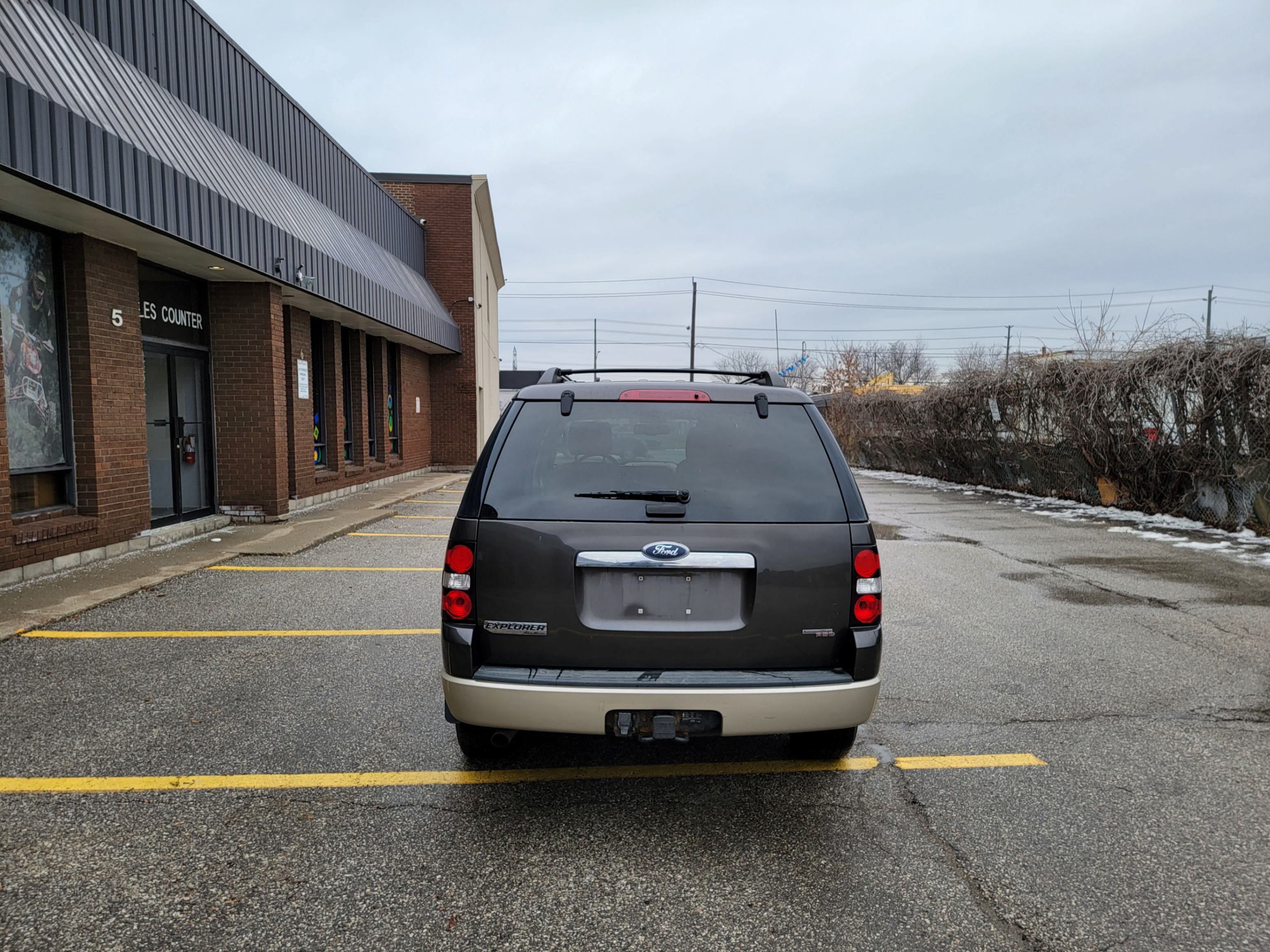 /theautoking/2007-Ford-Explorer-7949907376168779.jpg