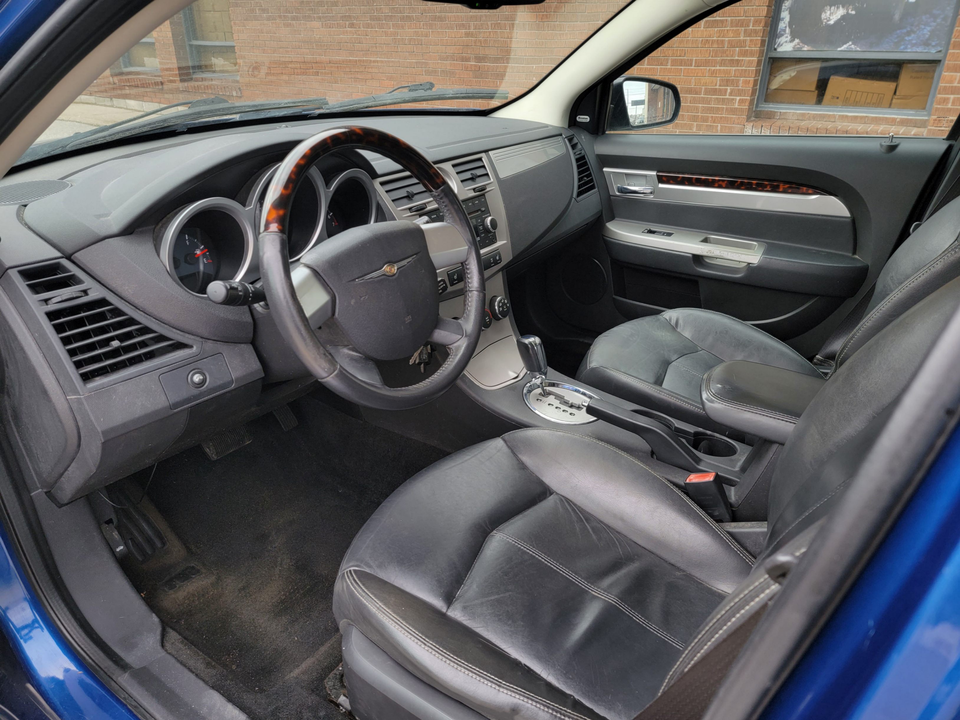 /theautoking/2010-Chrysler-Sebring-9549067950535501.jpg