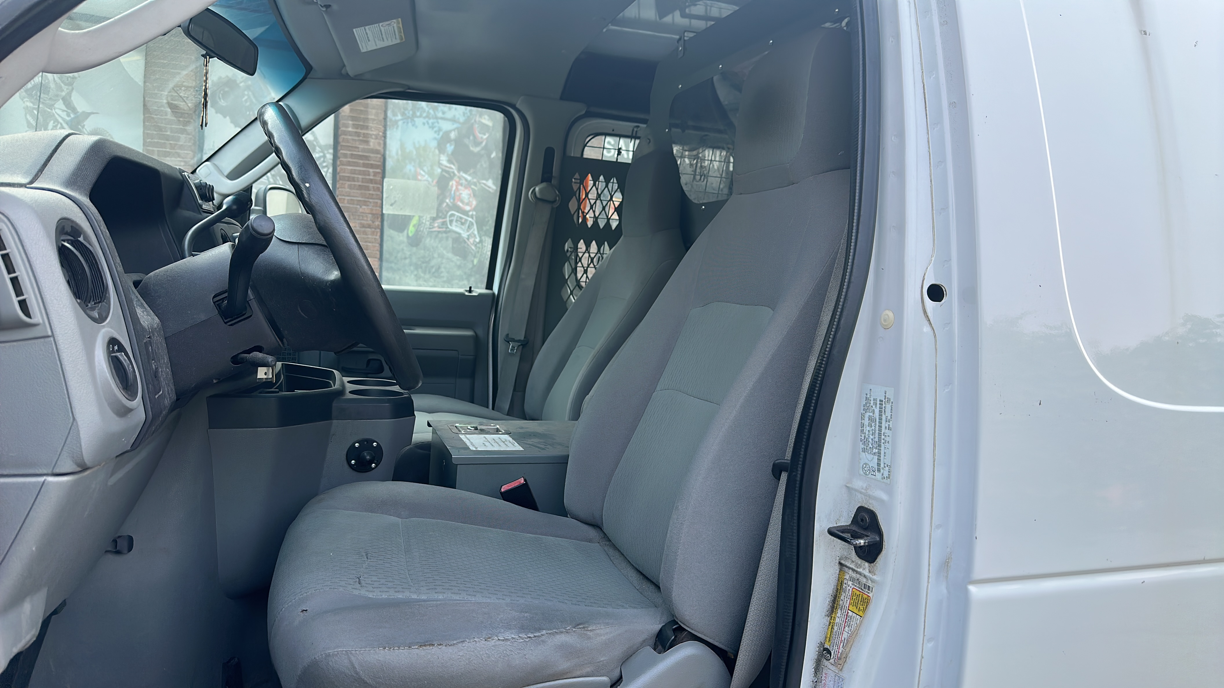 /theautoking/2011-Ford-EconolineCargo-8058150667044373.jpg