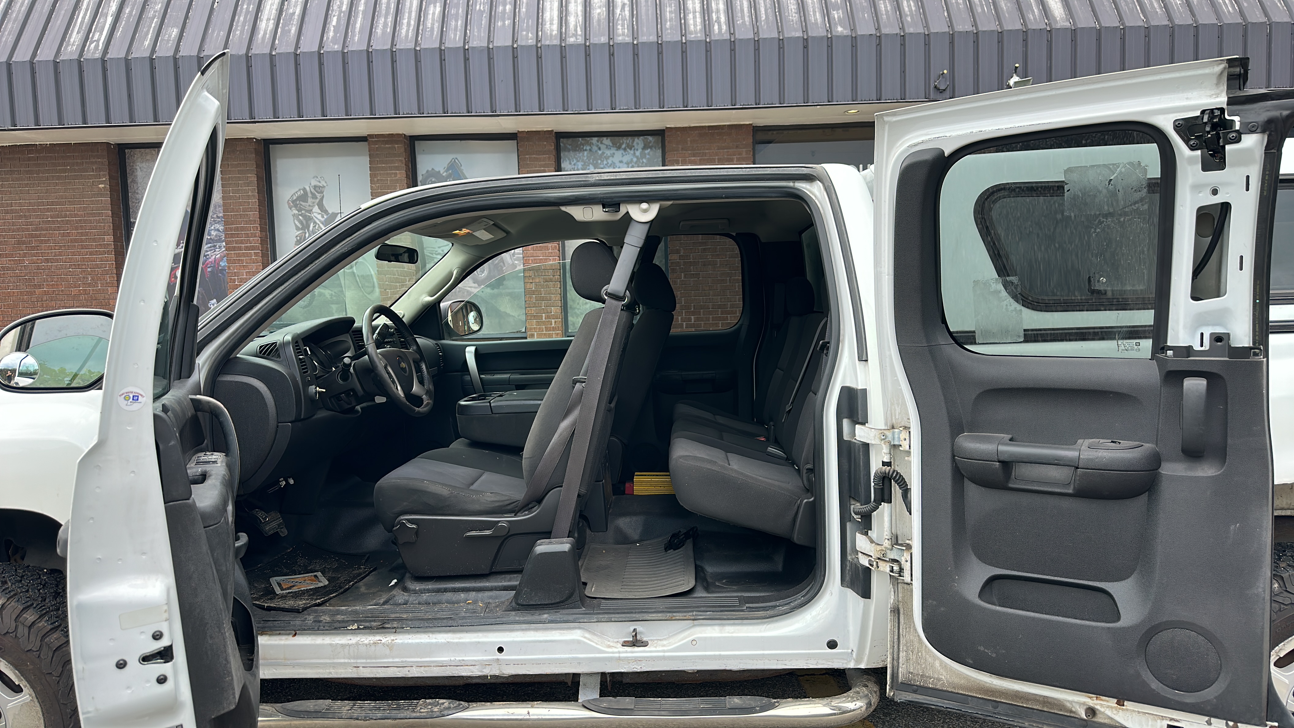 /theautoking/2012-Chevrolet-Silverado2500HD-10760106864386954.jpg