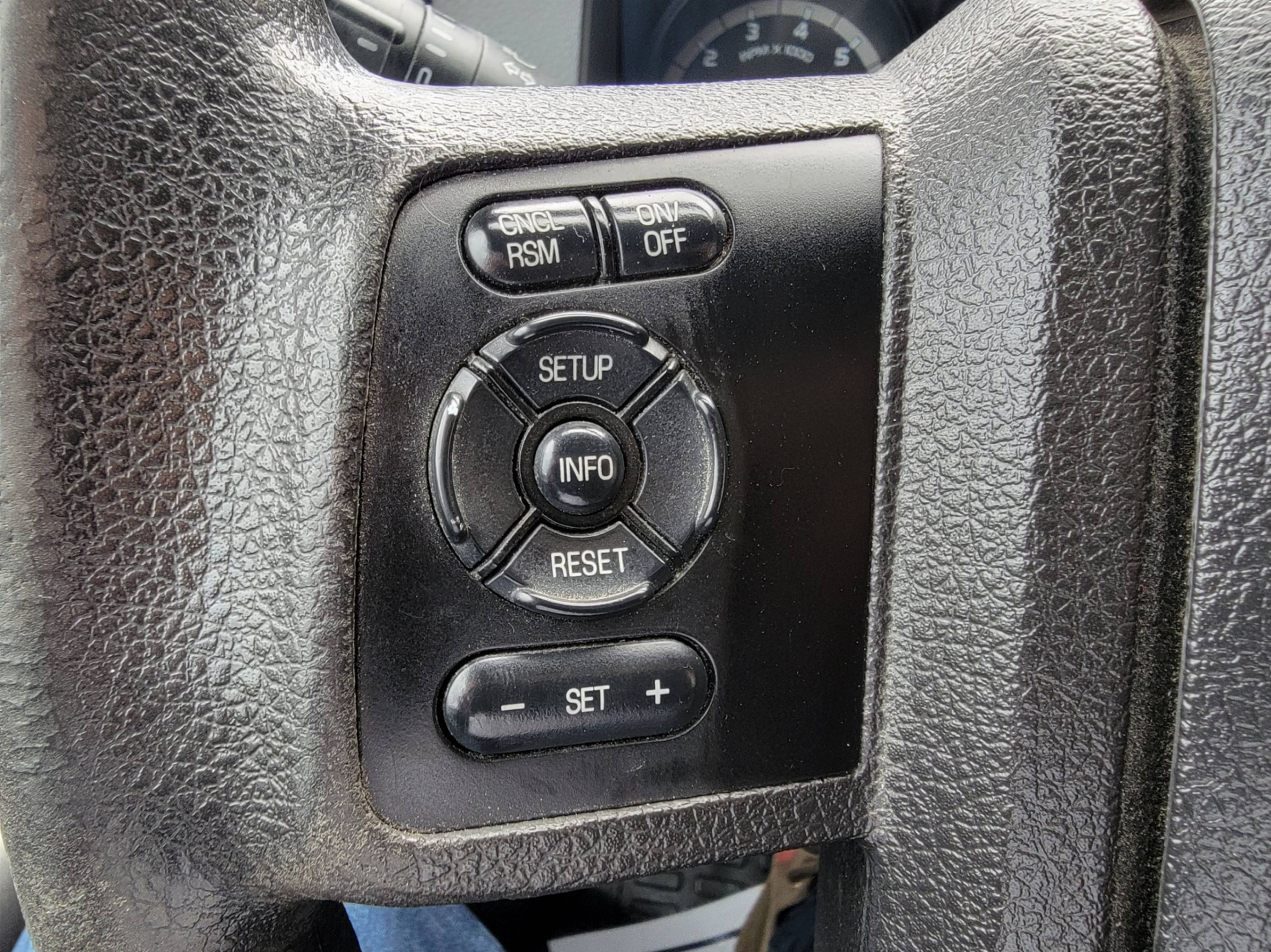 /theautoking/2013-Ford-SuperDuty-28329854824930845.jpg