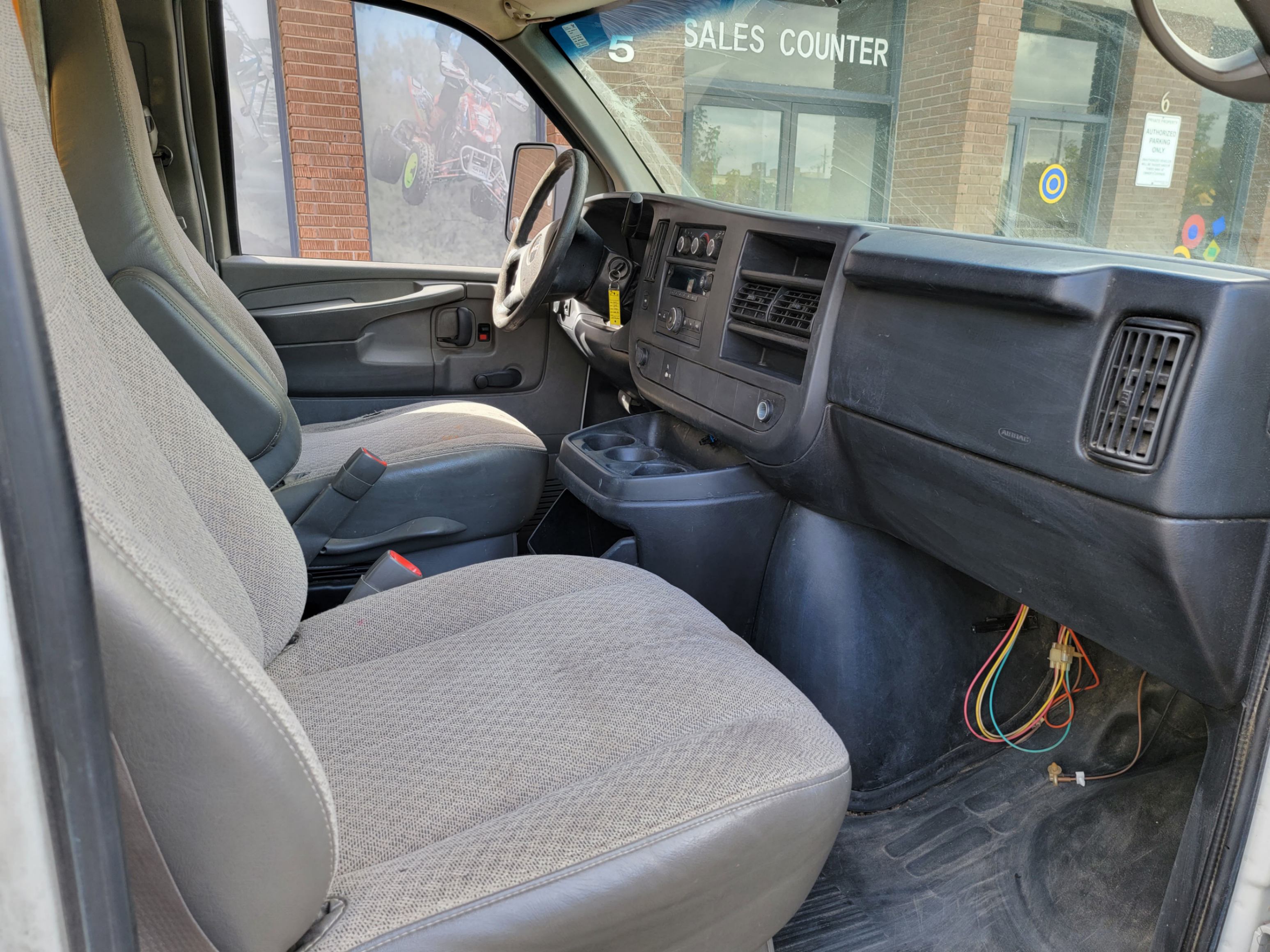 /theautoking/2013-GMC-SavanaCommercial-3199910732829534.jpg