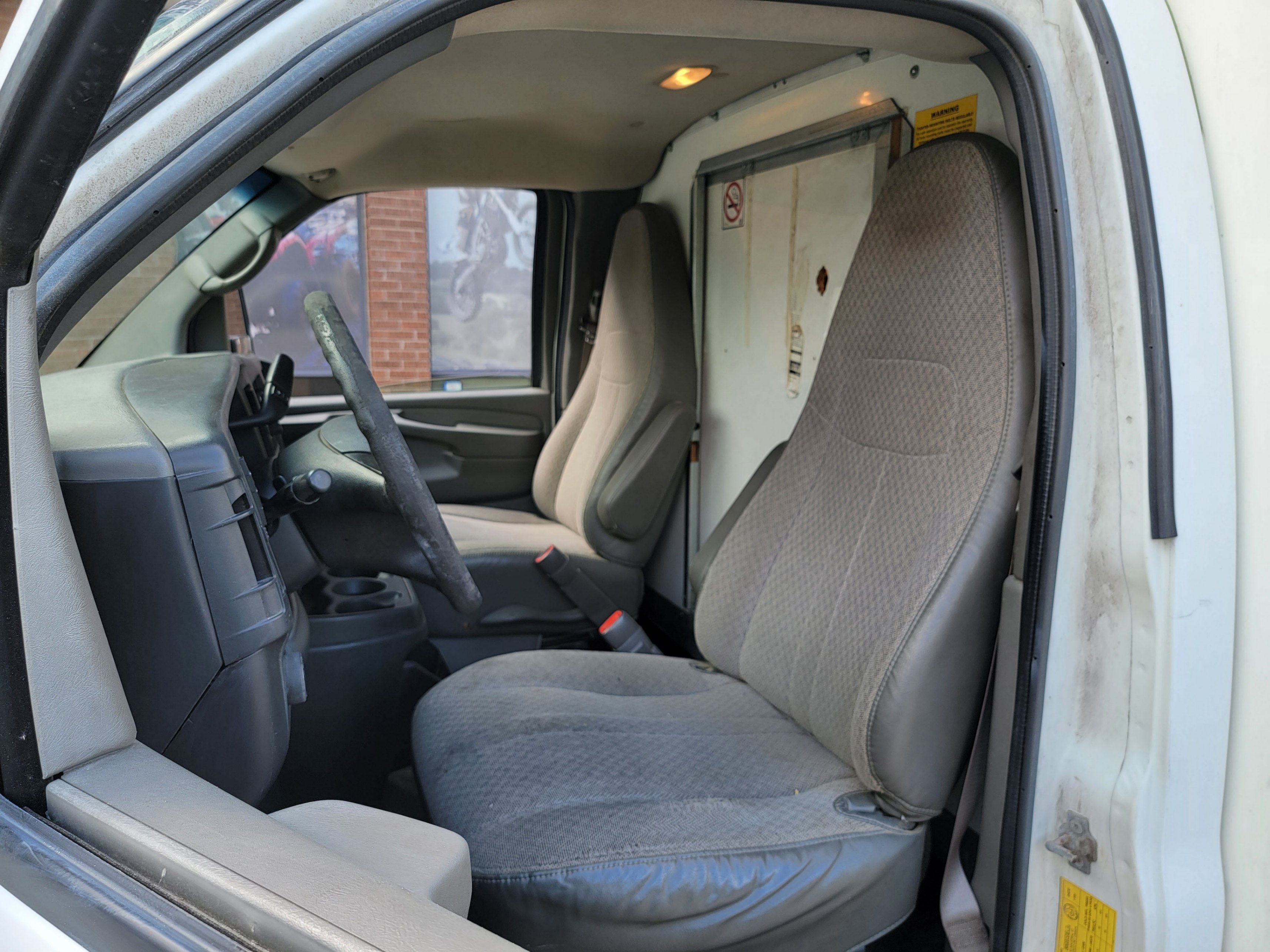/theautoking/2013-GMC-SavanaCommercial-7801322954131751.jpg