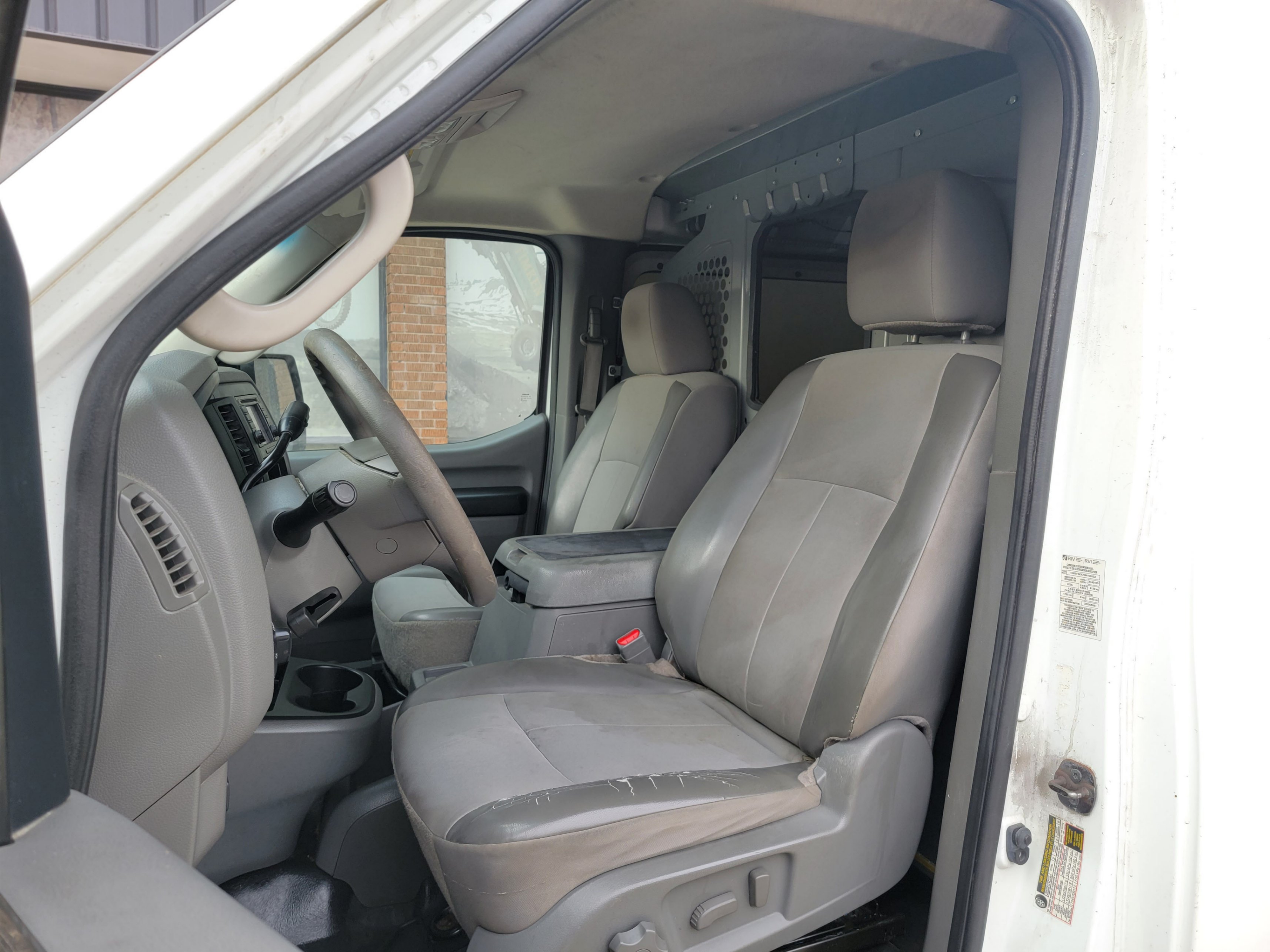 /theautoking/2013-Nissan-NV-6232784038075911.jpg