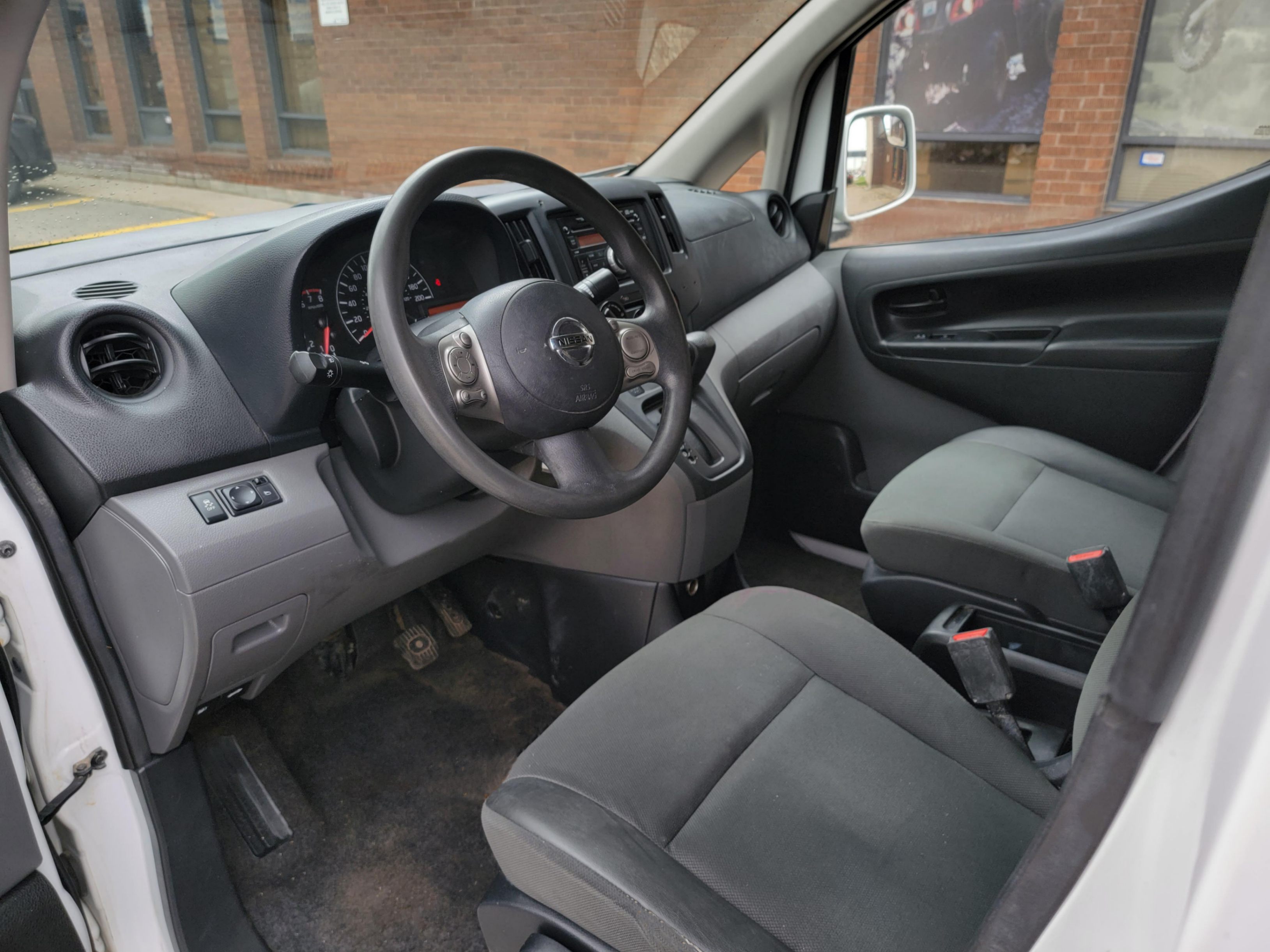 /theautoking/2013-Nissan-NV200-1702862466788817.jpg