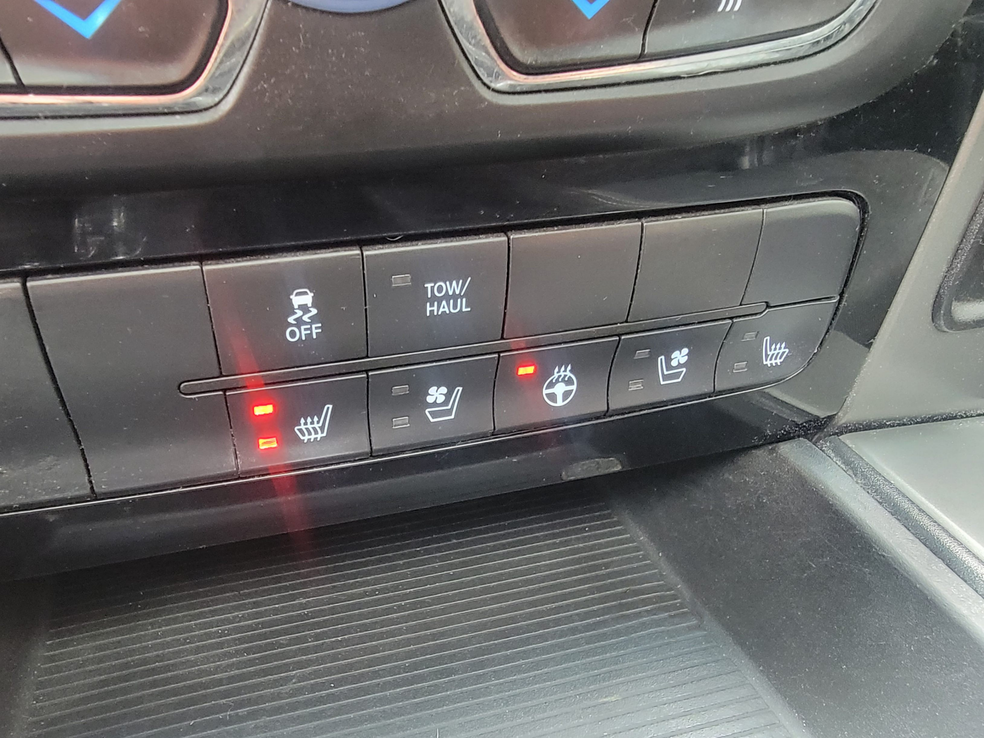 /theautoking/2013-Ram-1500-936625532480309.jpg