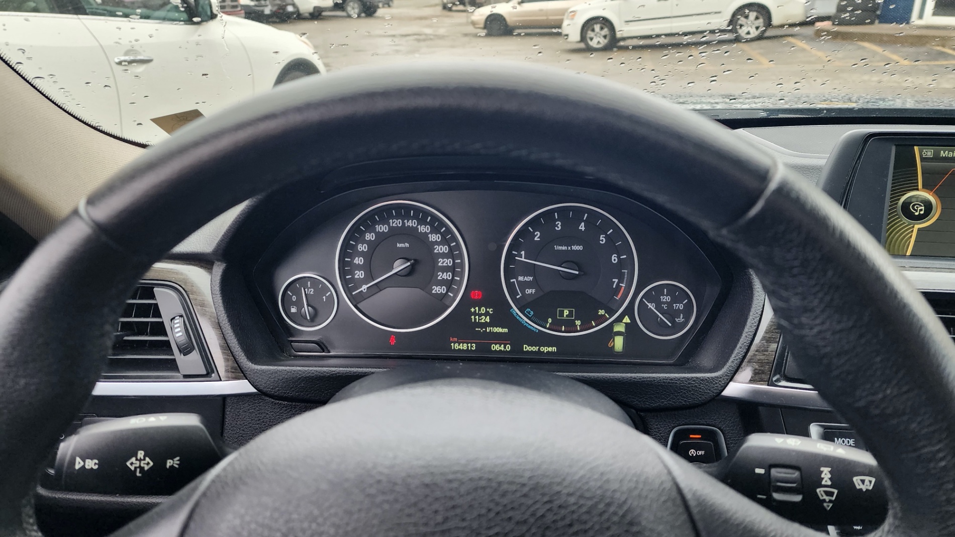 /theautoking/2014-BMW-3Series-609120395982492.jpg