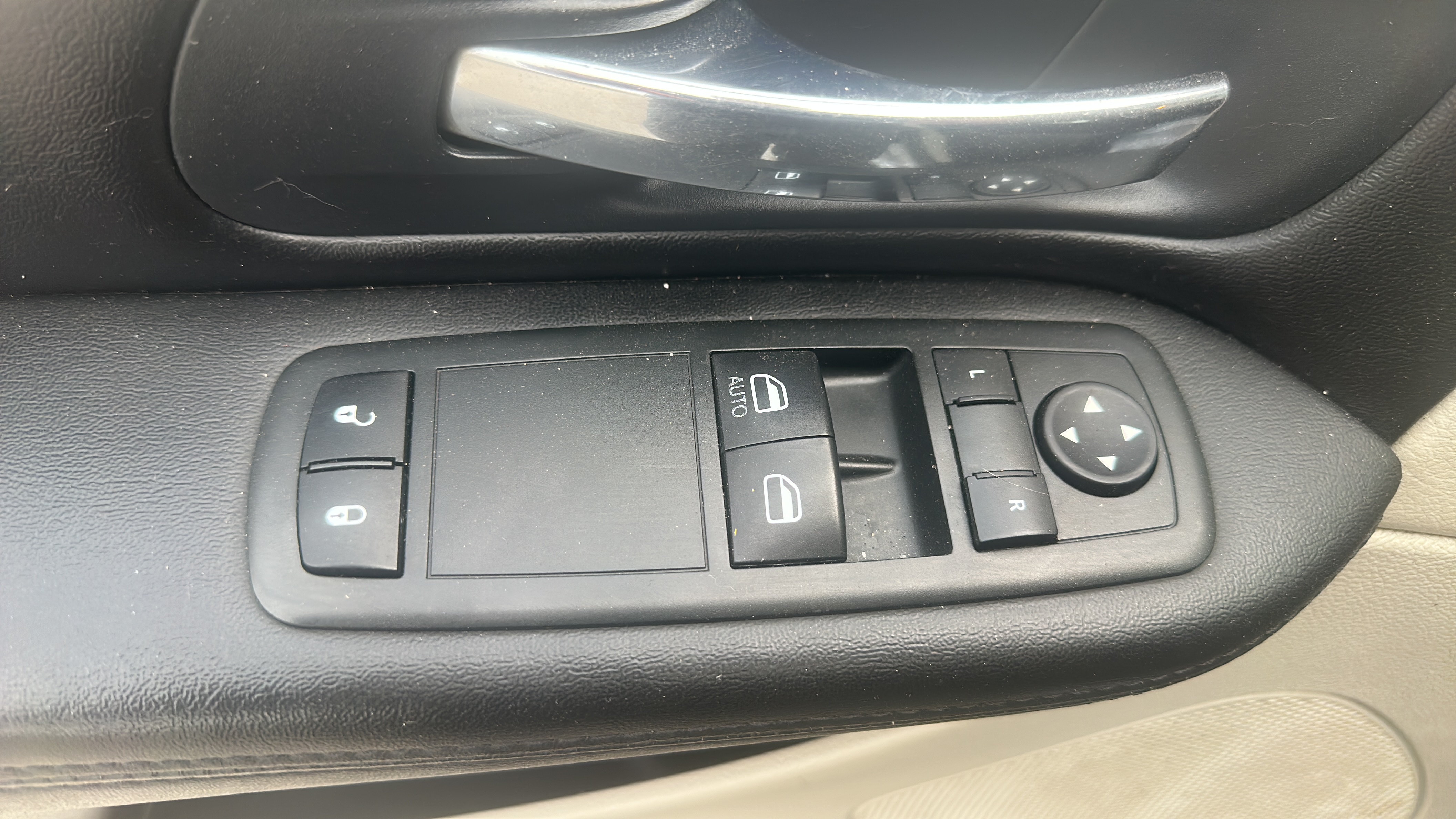 /theautoking/2014-Dodge-GrandCaravan-7376305063212074.jpg