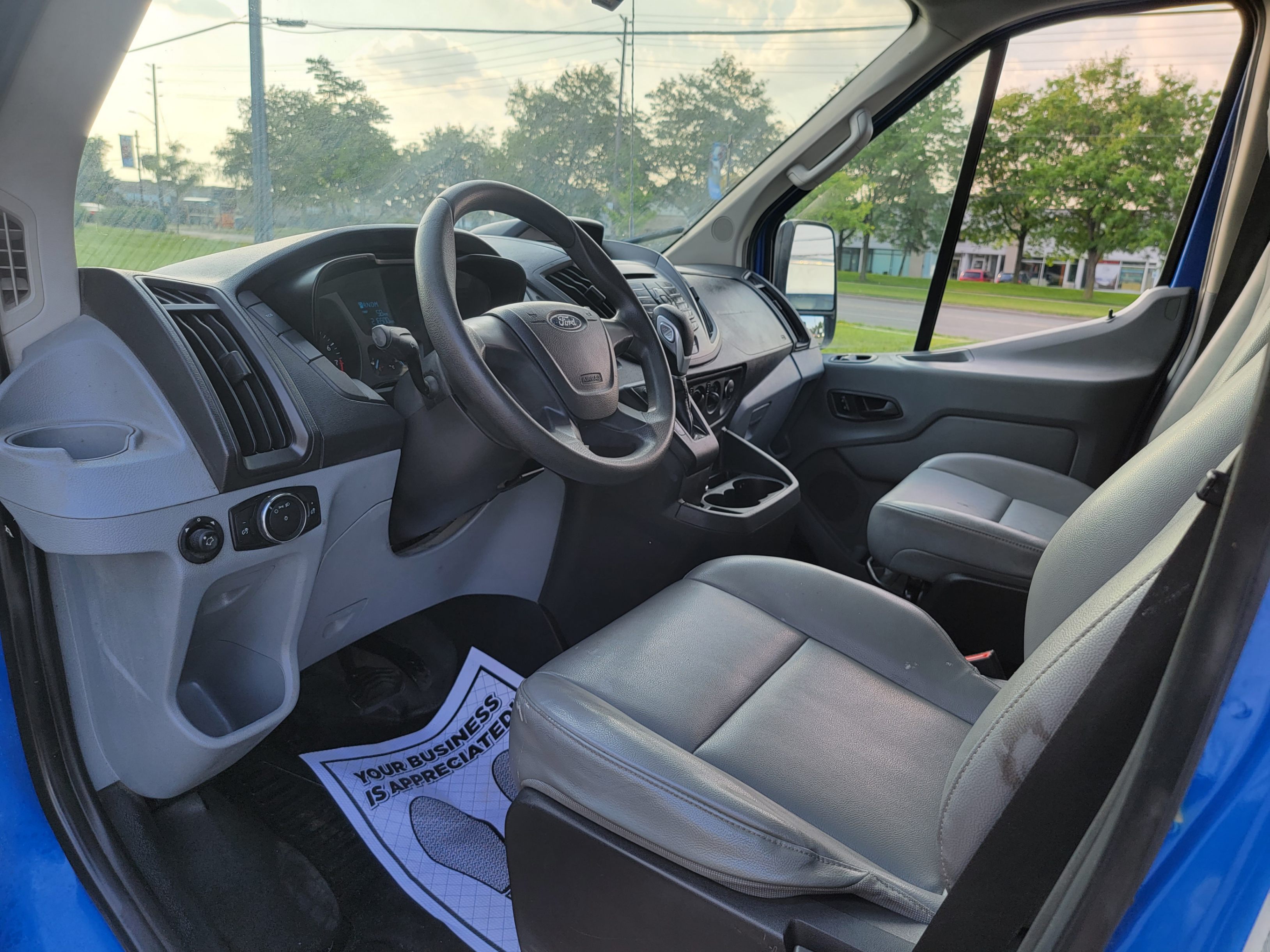 /theautoking/2015-Ford-TransitCargo-850736308202275.jpg