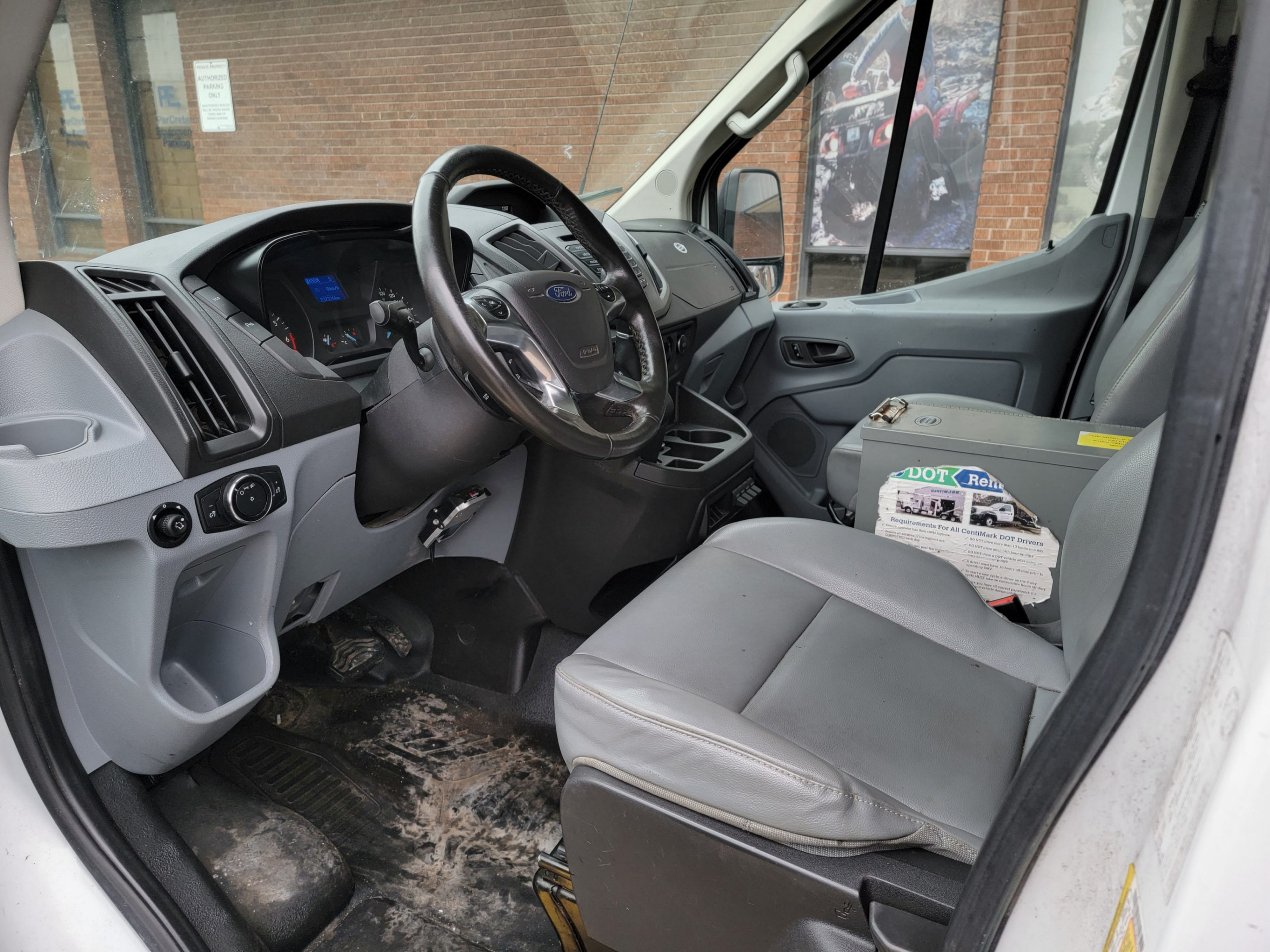 /theautoking/2016-Ford-TransitCargo-276064205566106.jpg