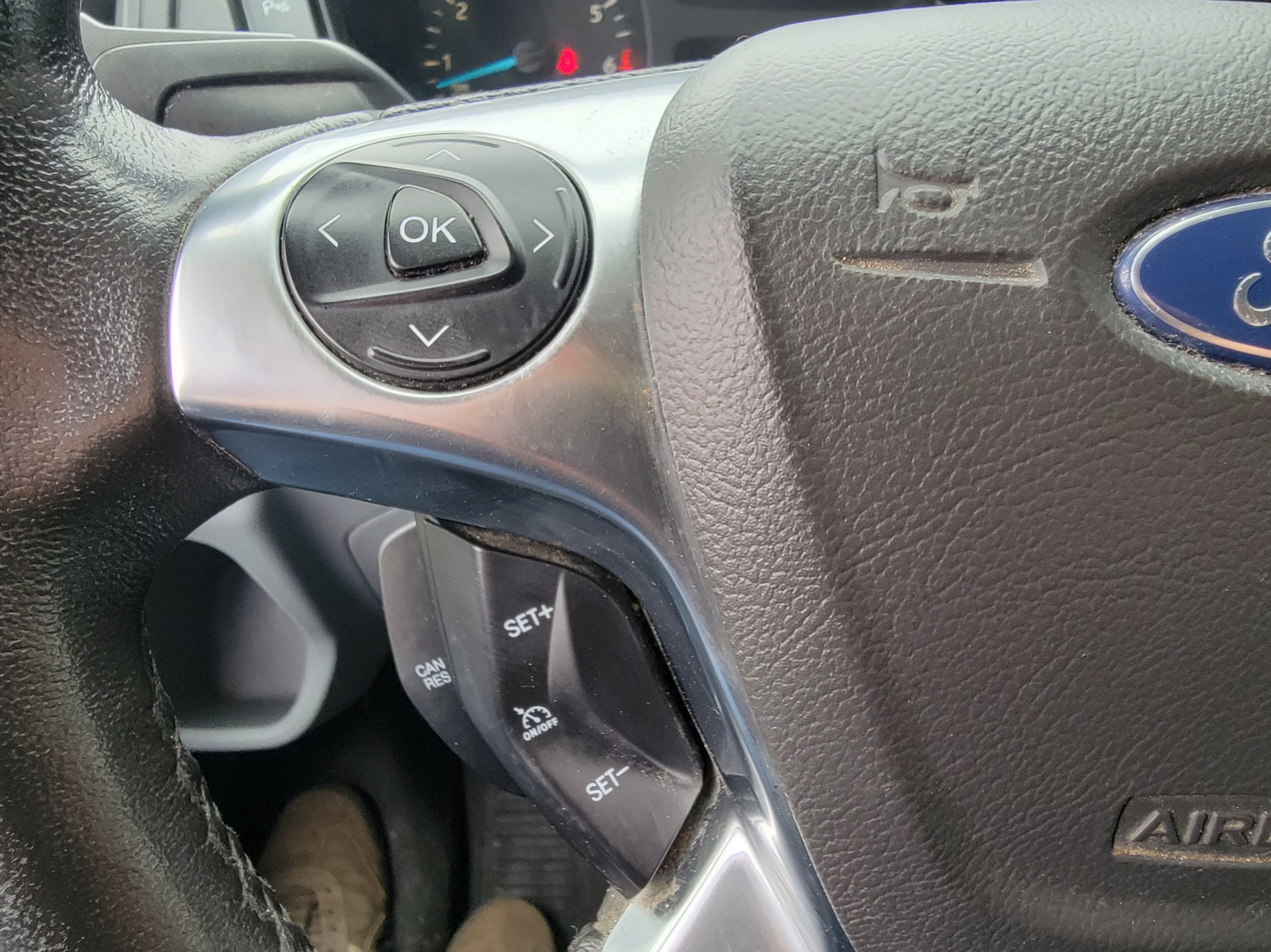 /theautoking/2016-Ford-TransitCargo-47000608226980045.jpg
