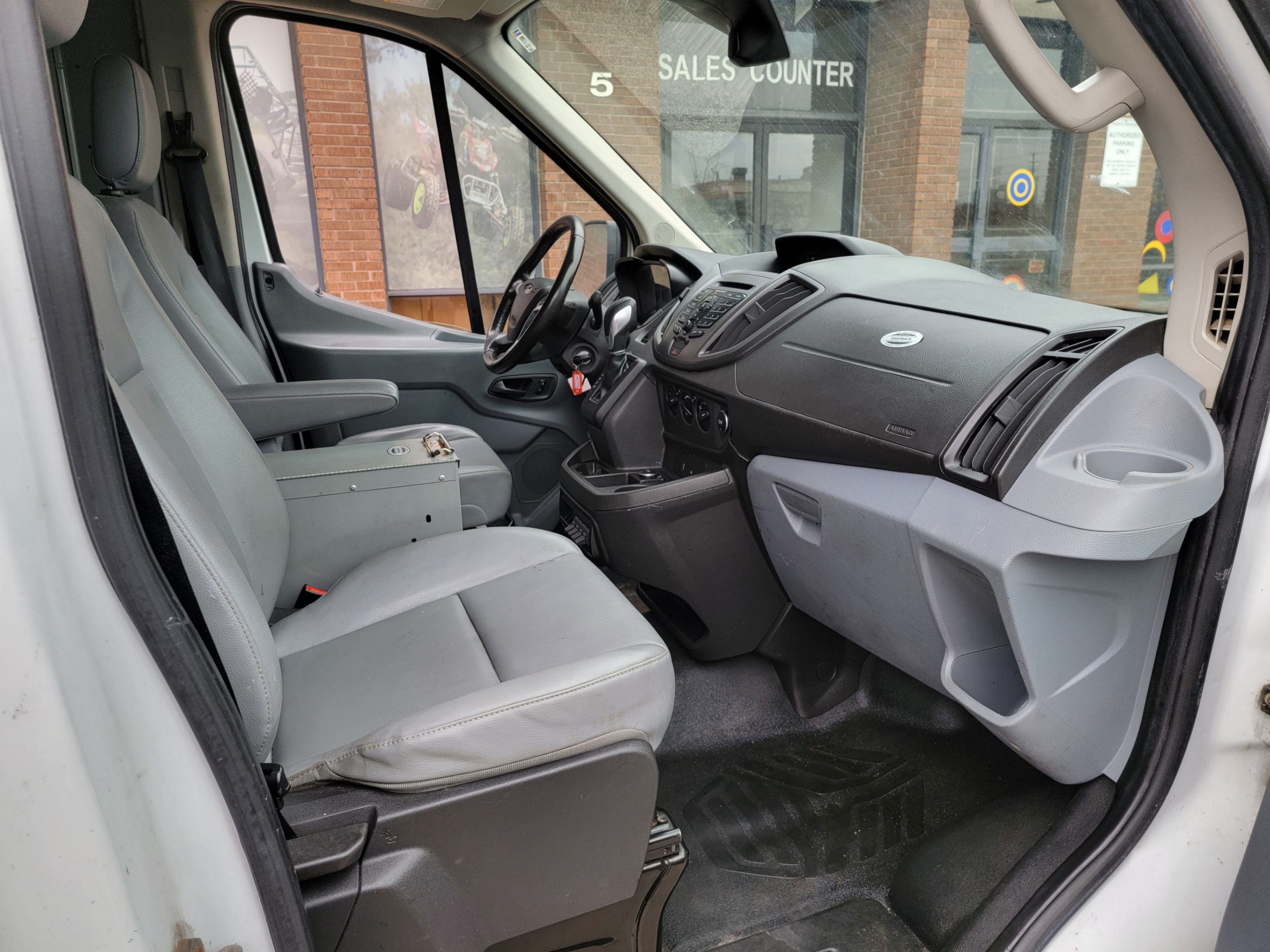 /theautoking/2016-Ford-TransitCargo-7841206135711851.jpg