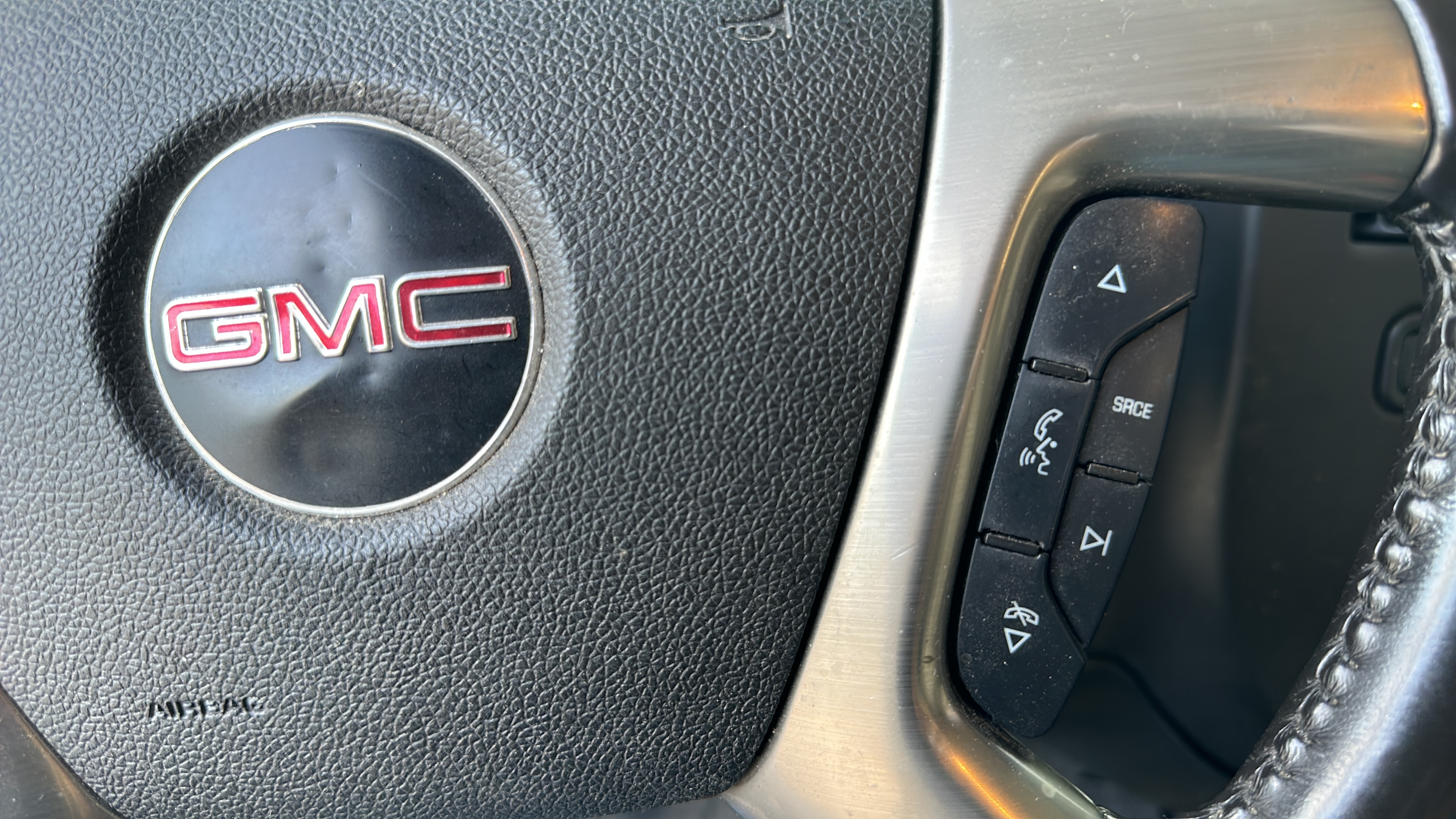 /theautoking/2016-GMC-SavanaCargo-22102731956690702.jpg