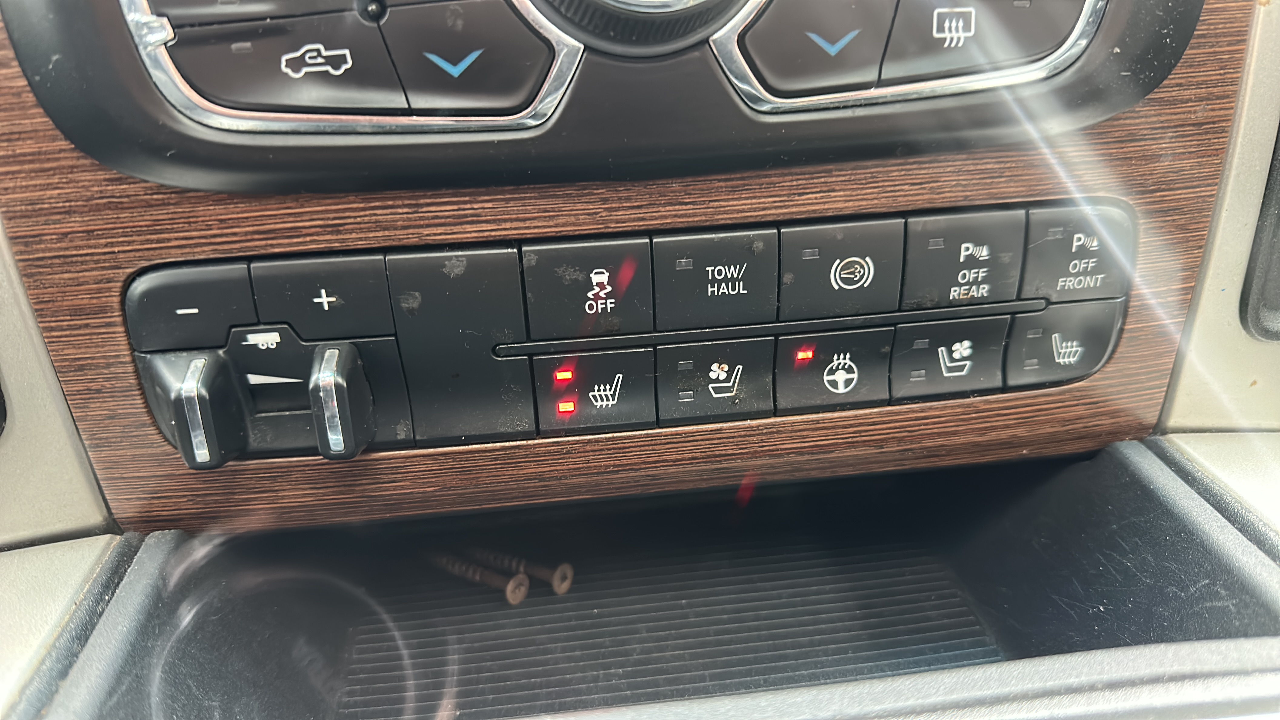 /theautoking/2016-Ram-2500-5809397574828292.jpg