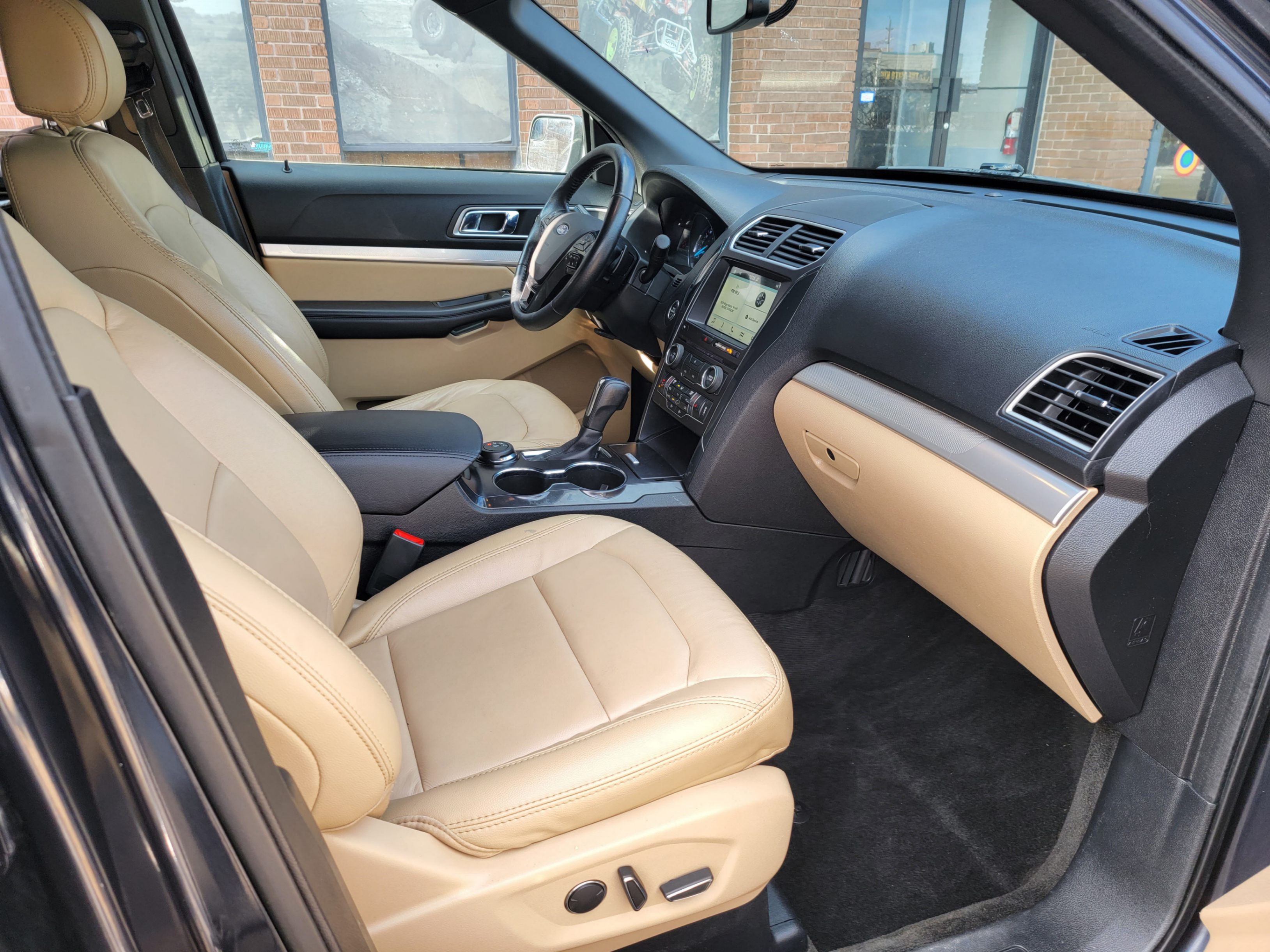 /theautoking/2017-Ford-Explorer-7546540966509494.jpg