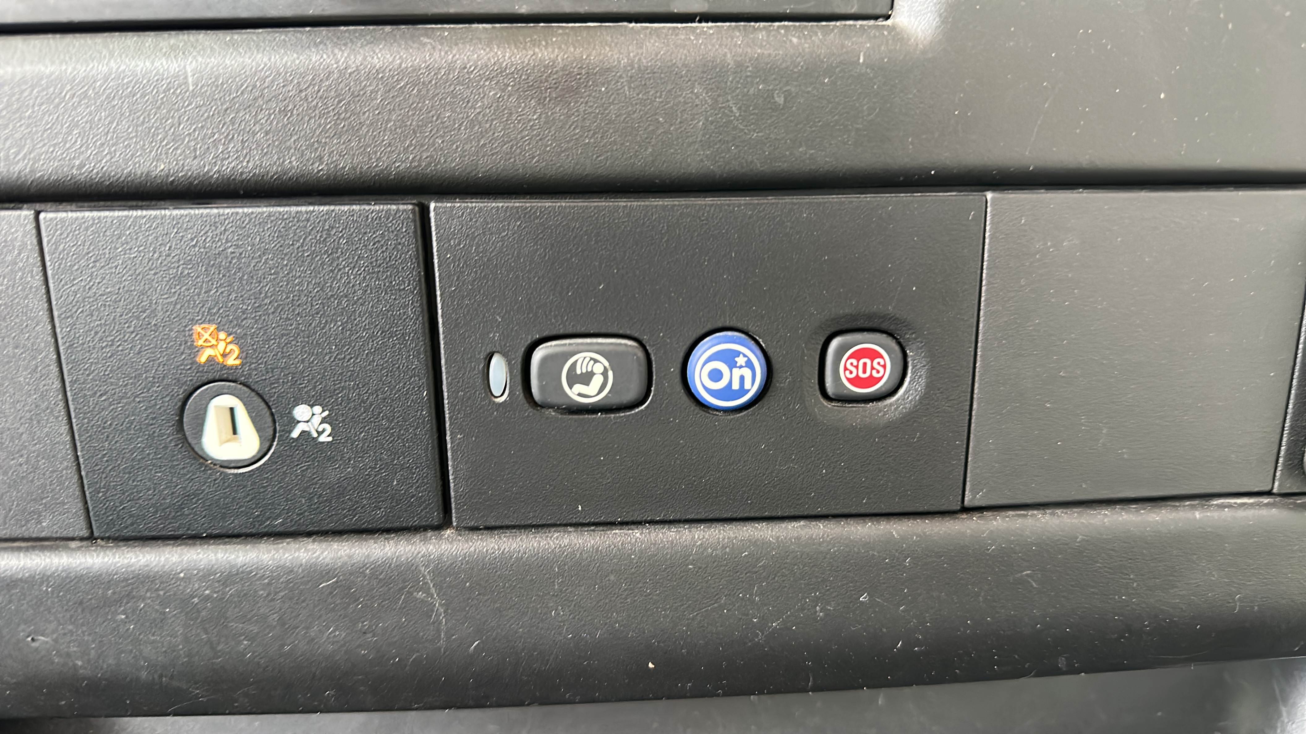 /theautoking/2017-GMC-SavanaCargo-14094083451338513.jpg