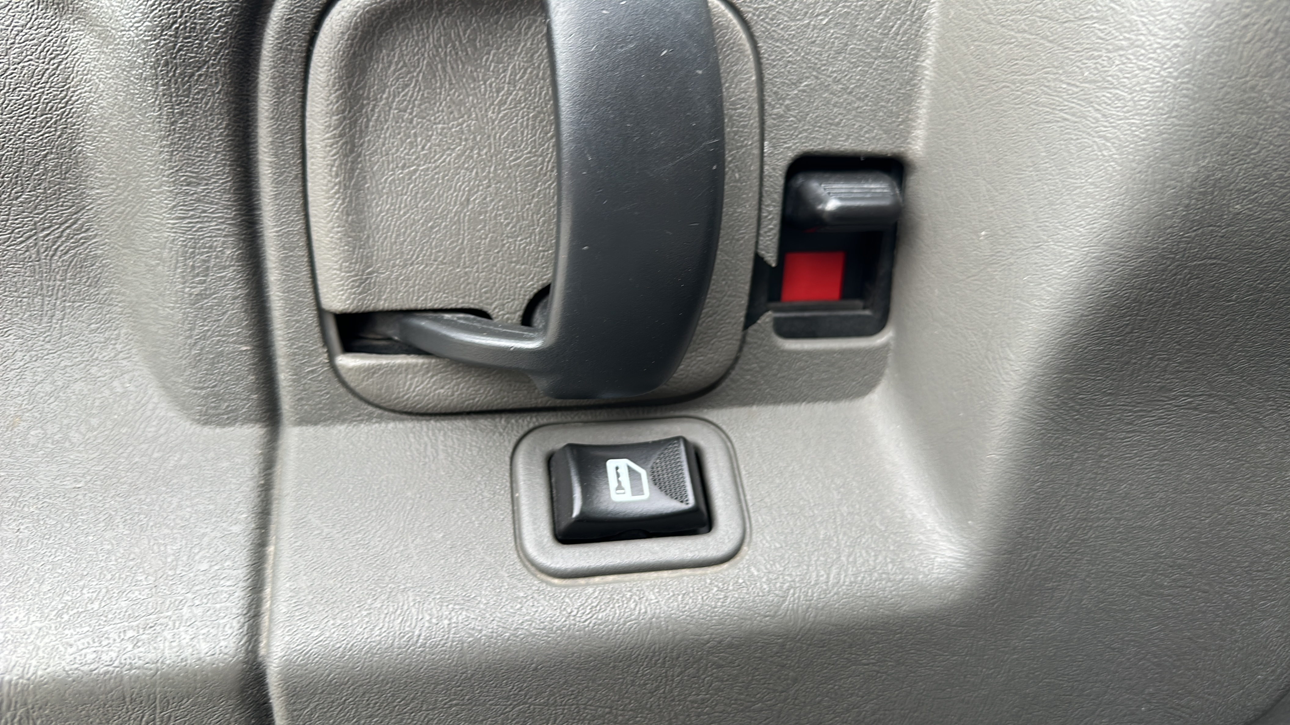 /theautoking/2017-GMC-SavanaCargo-6549511508376071.jpg