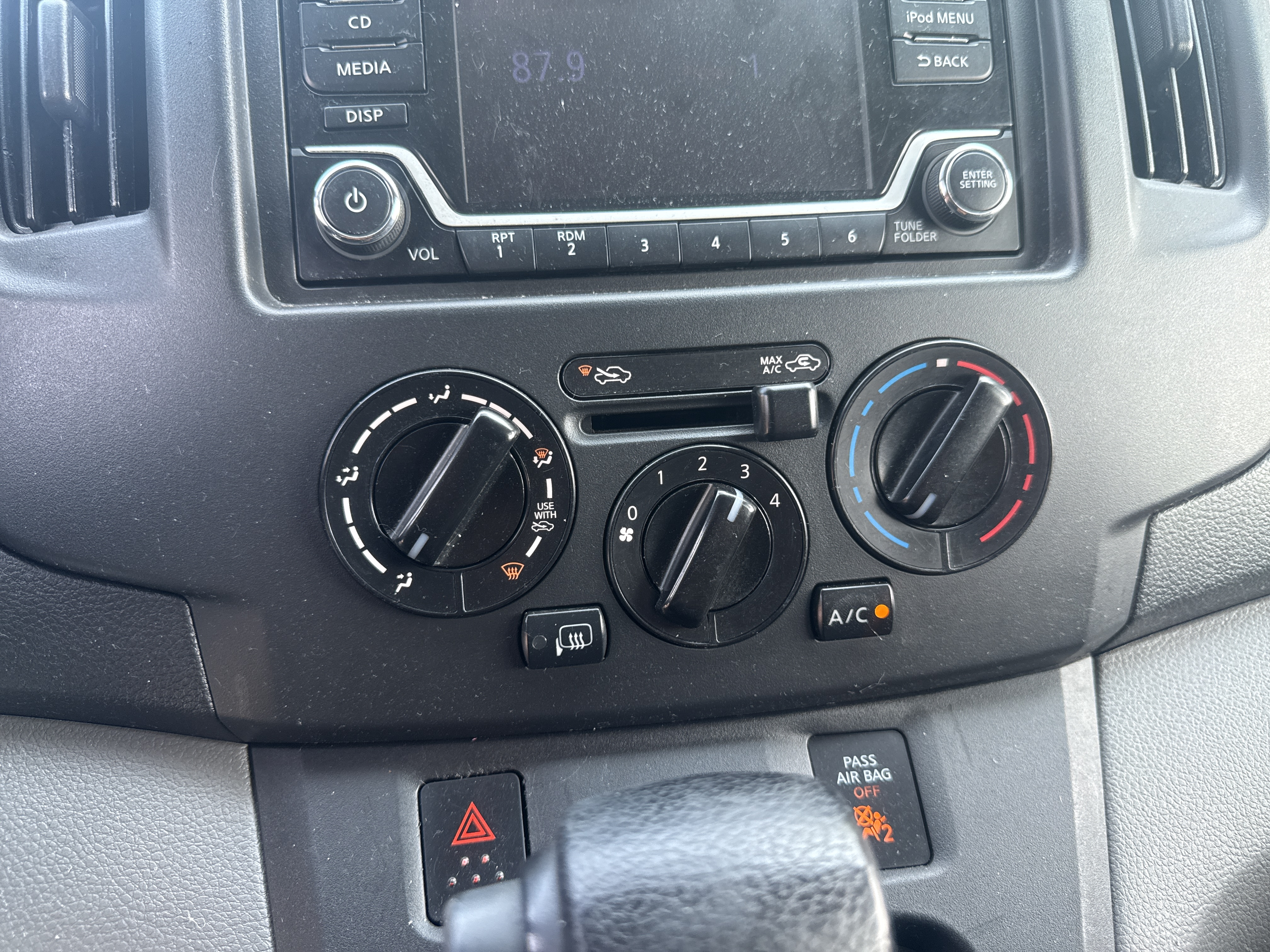 /theautoking/2018-Nissan-NV200Compact-47482885489010607.jpg