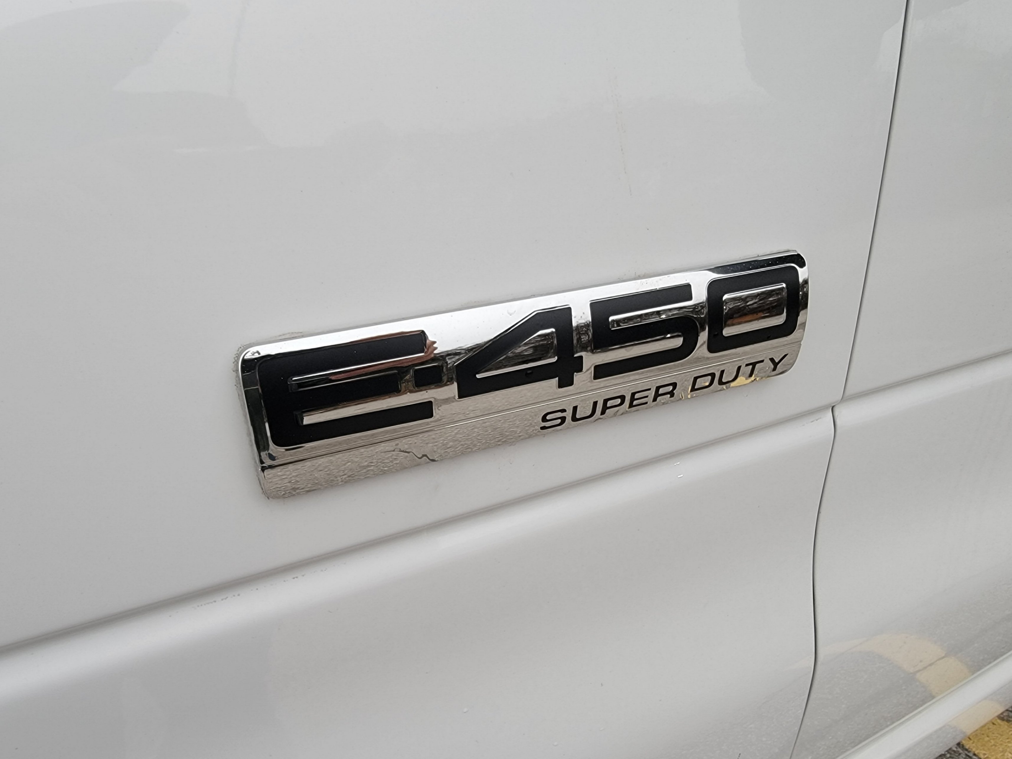 /theautoking/2019-Ford-E-SeriesCutaway-5572372076013969.jpg
