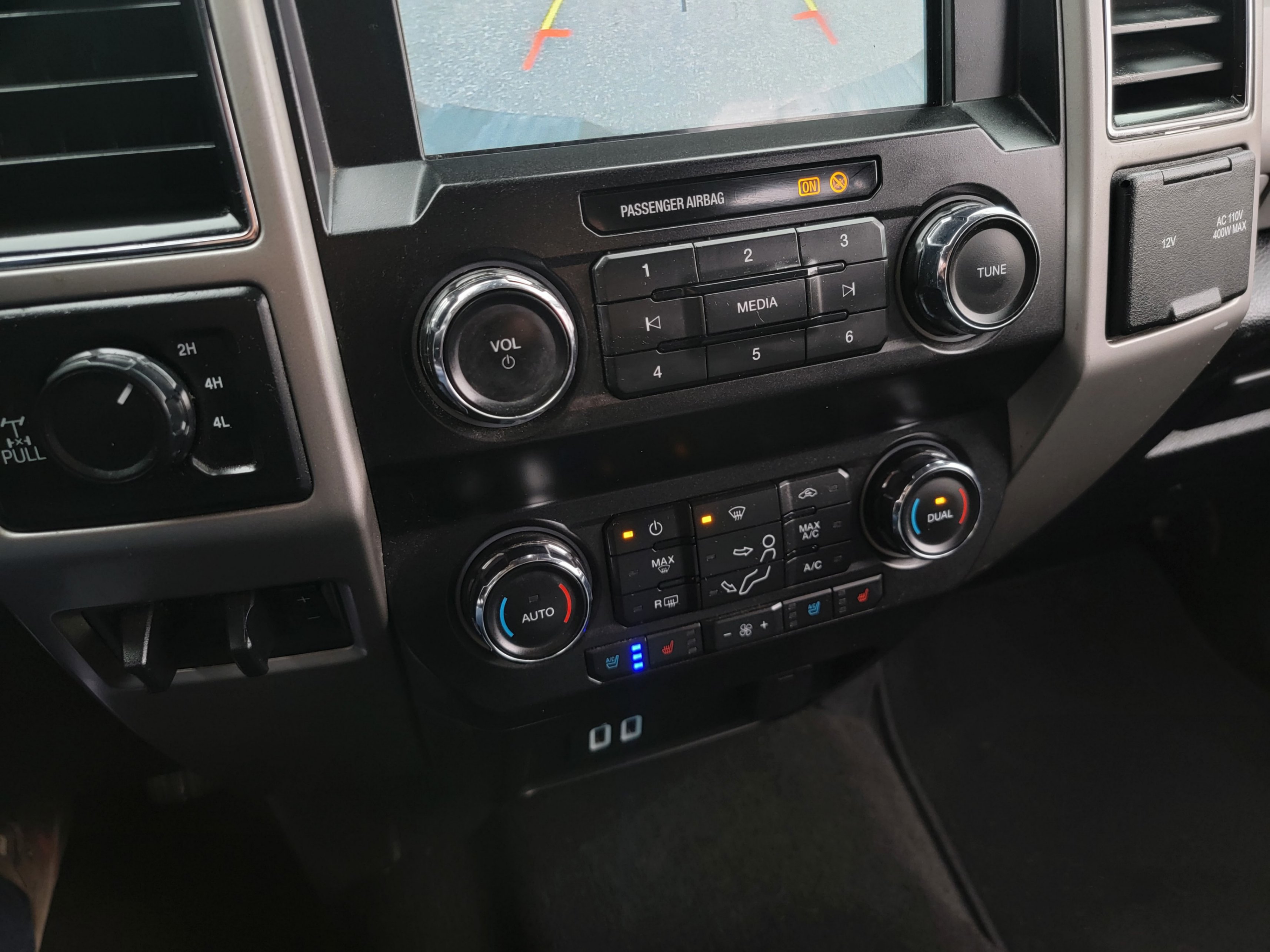 /theautoking/2019-Ford-SuperDuty-9268954897086175.jpg