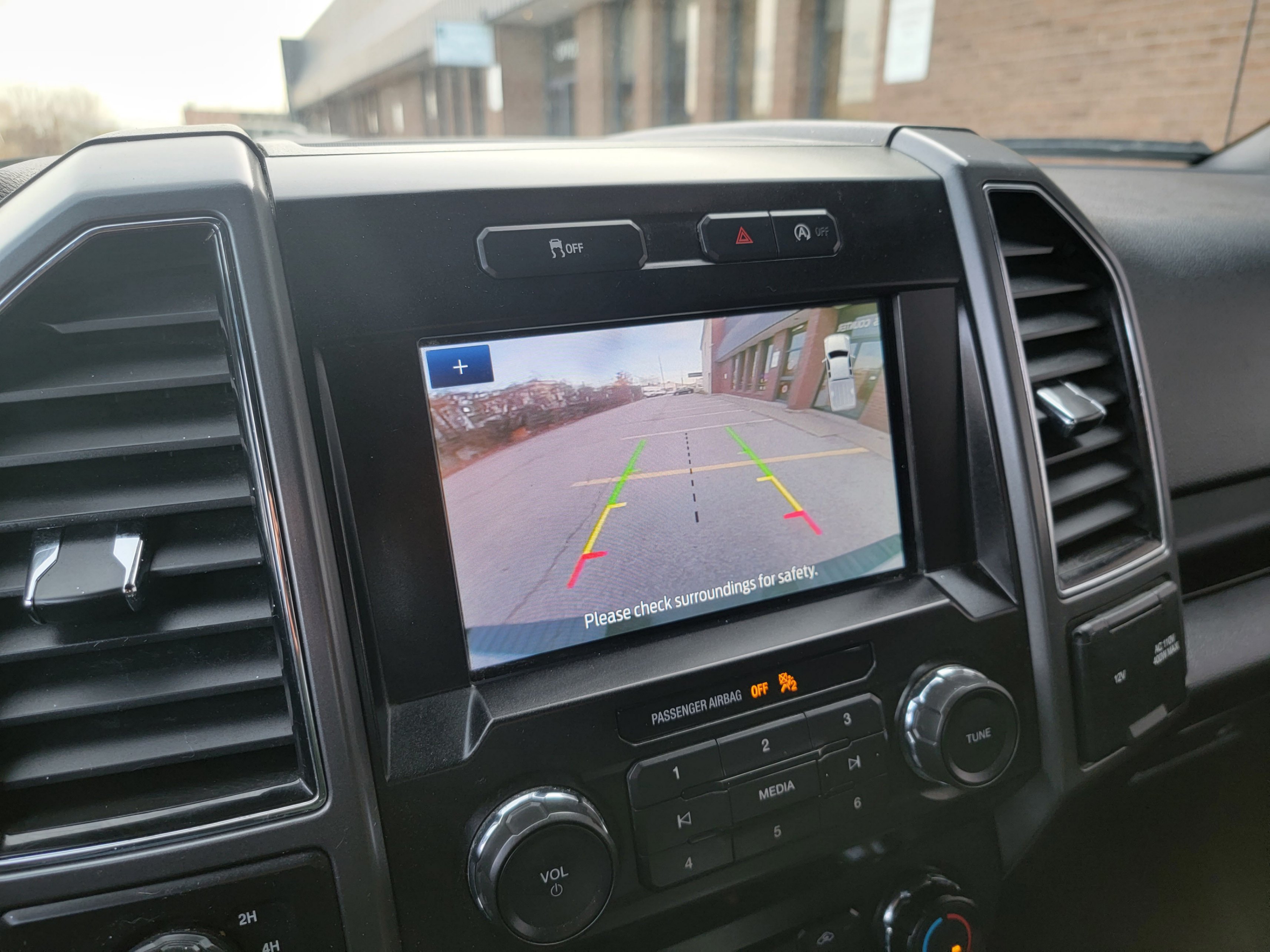 /theautoking/2020-Ford-F-150-0066447727088039255.jpg