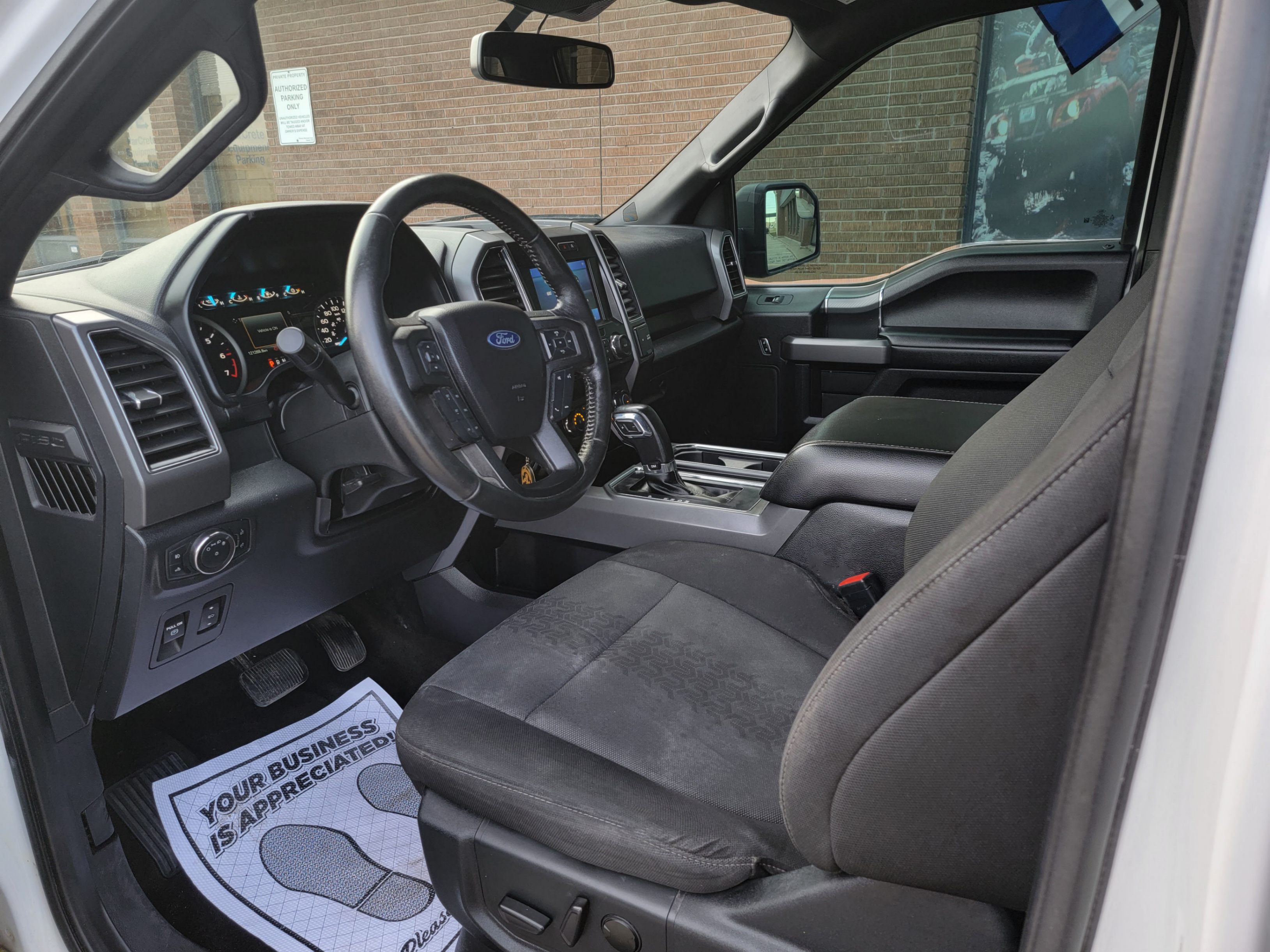 /theautoking/2020-Ford-F-150-17167788215372948.jpg