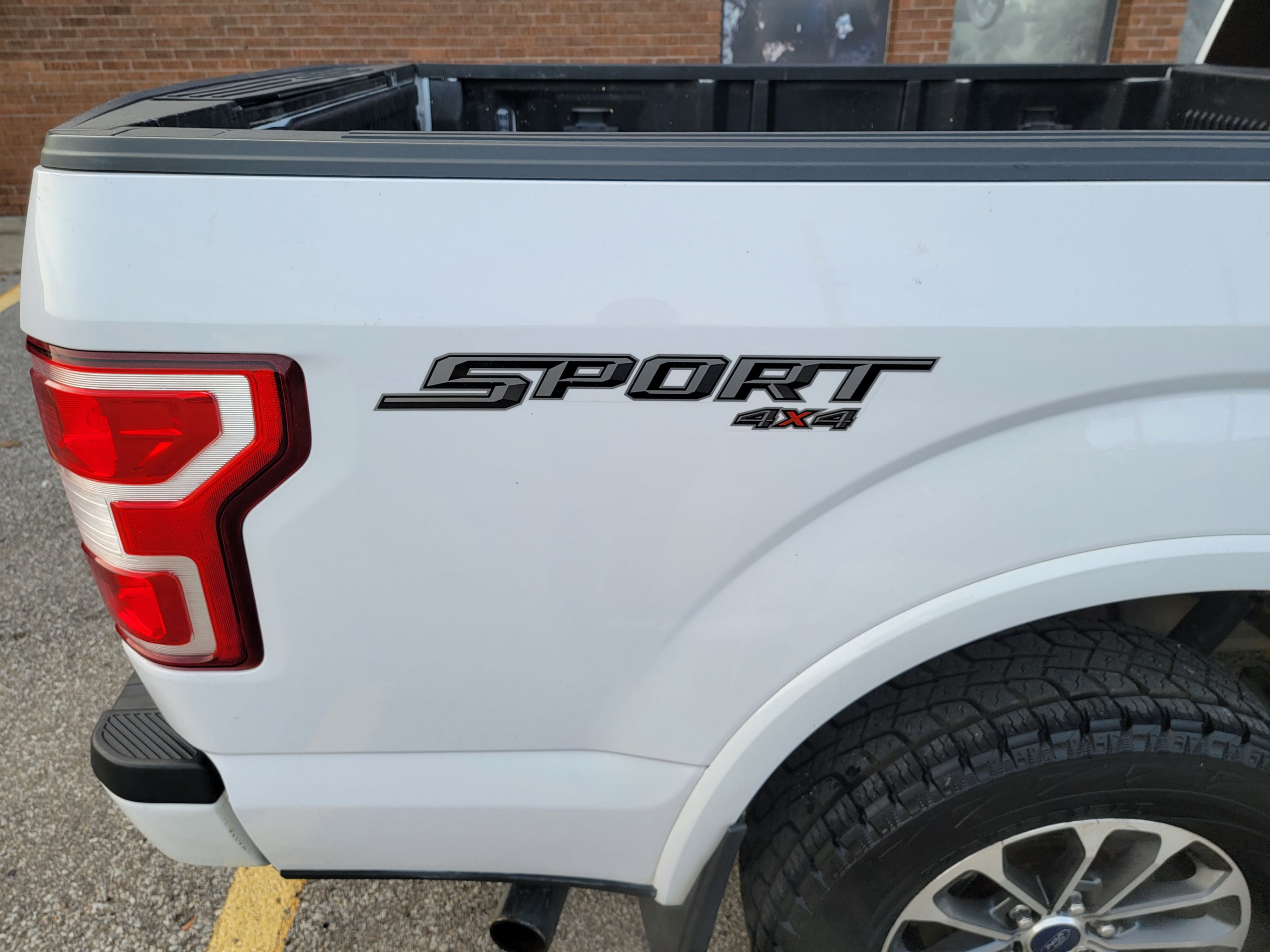 /theautoking/2020-Ford-F-150-4202145917785156.jpg