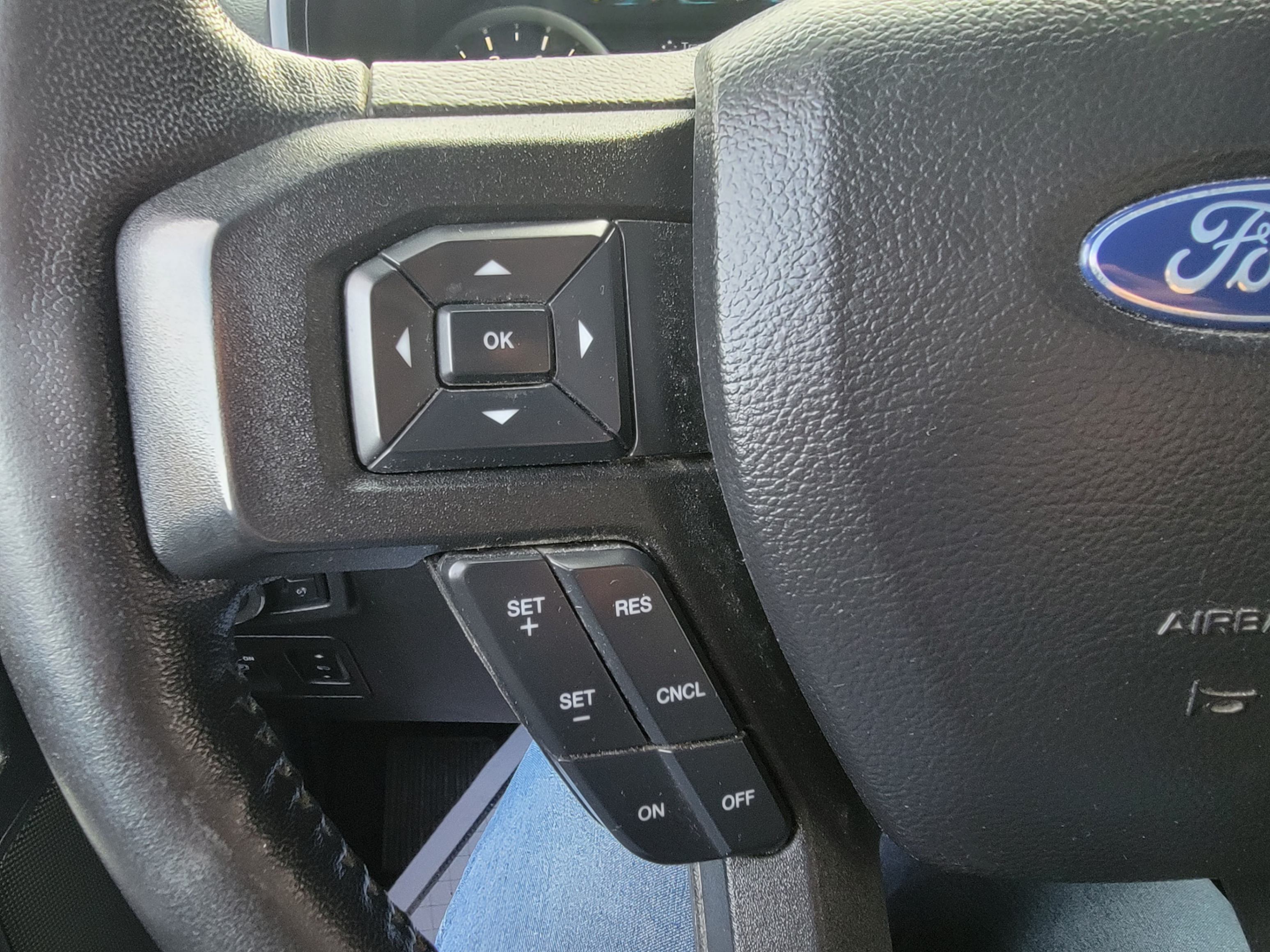 /theautoking/2020-Ford-F-150-7955693028373703.jpg