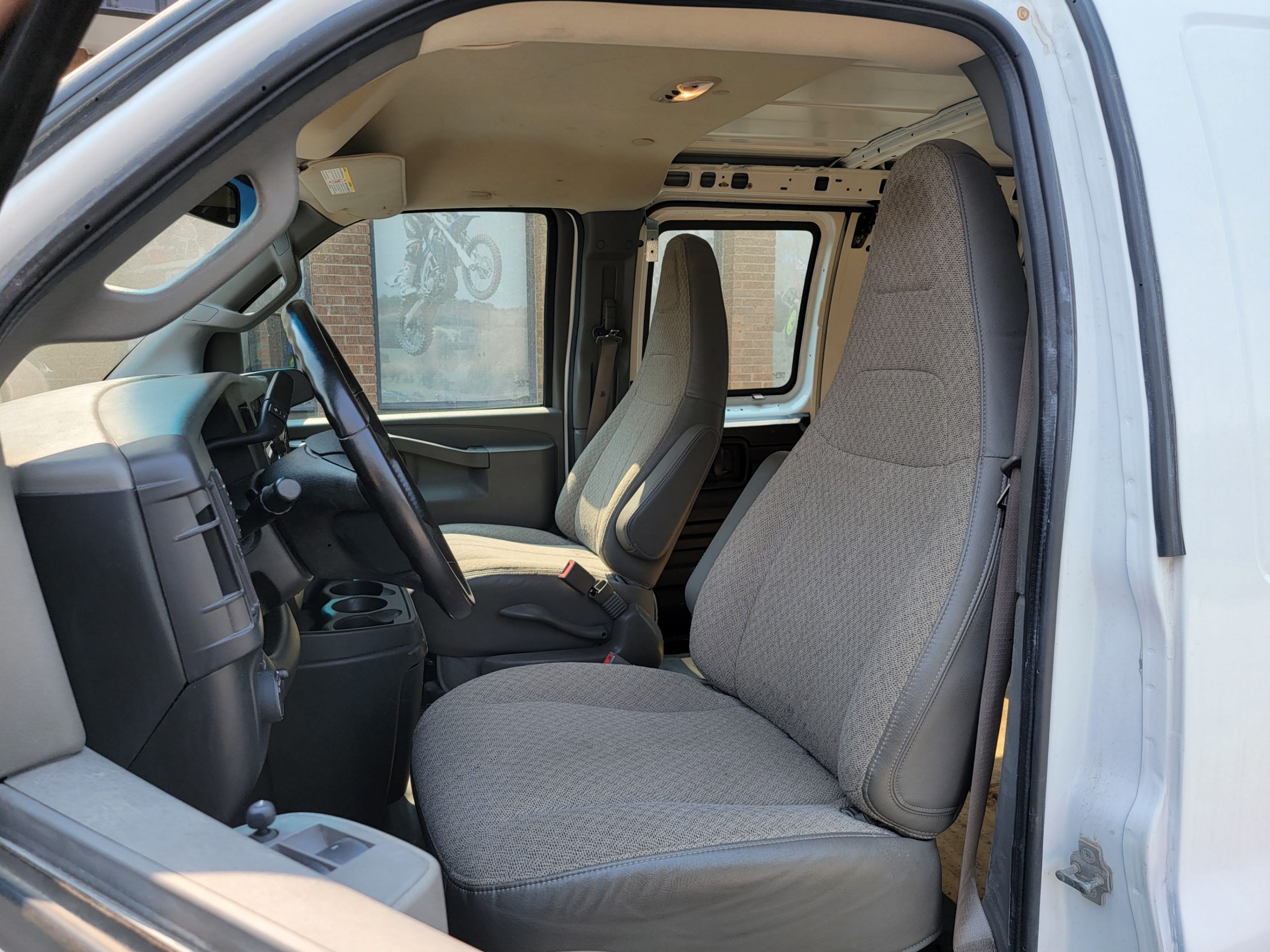 /theautoking/2020-GMC-SavanaCargo-3766374960819552.jpg