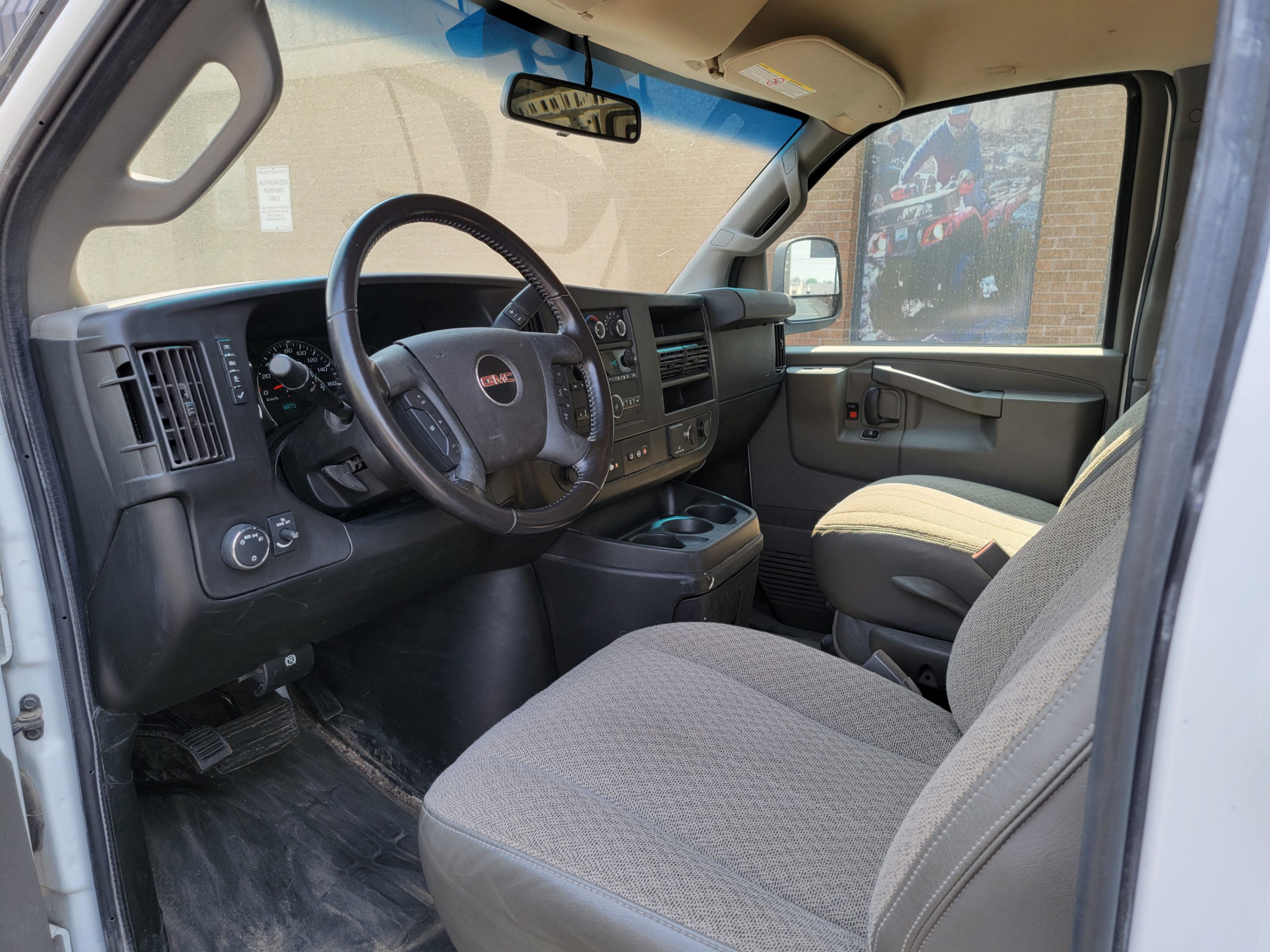 /theautoking/2020-GMC-SavanaCargo-9866700827642703.jpg