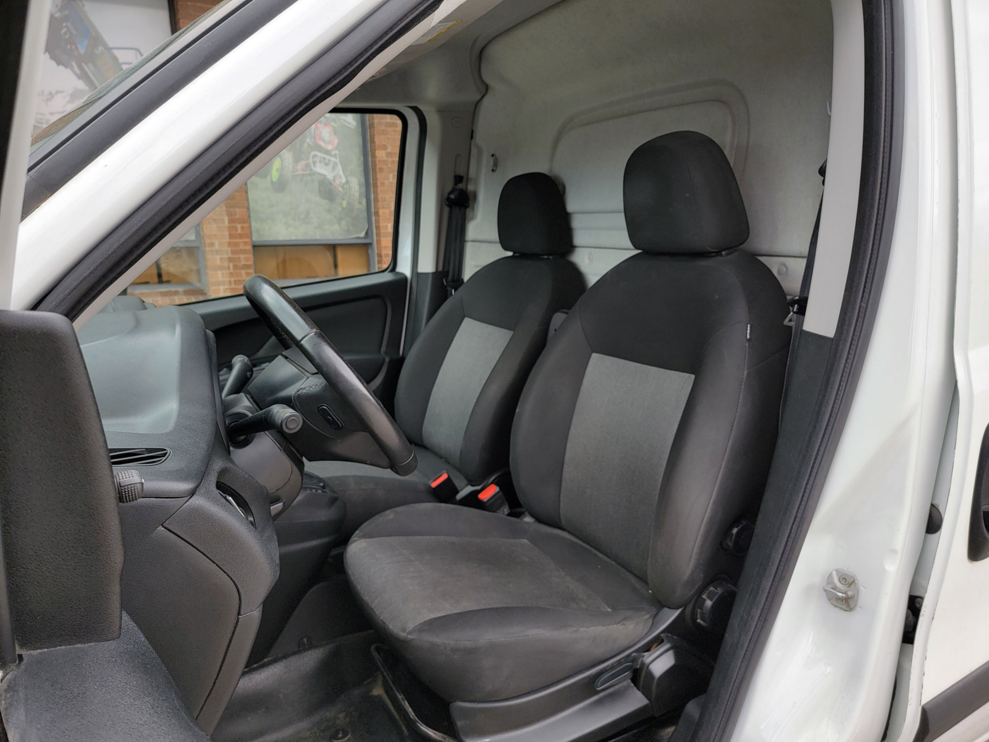/theautoking/2020-Ram-ProMasterCity-048343066650757605.jpg